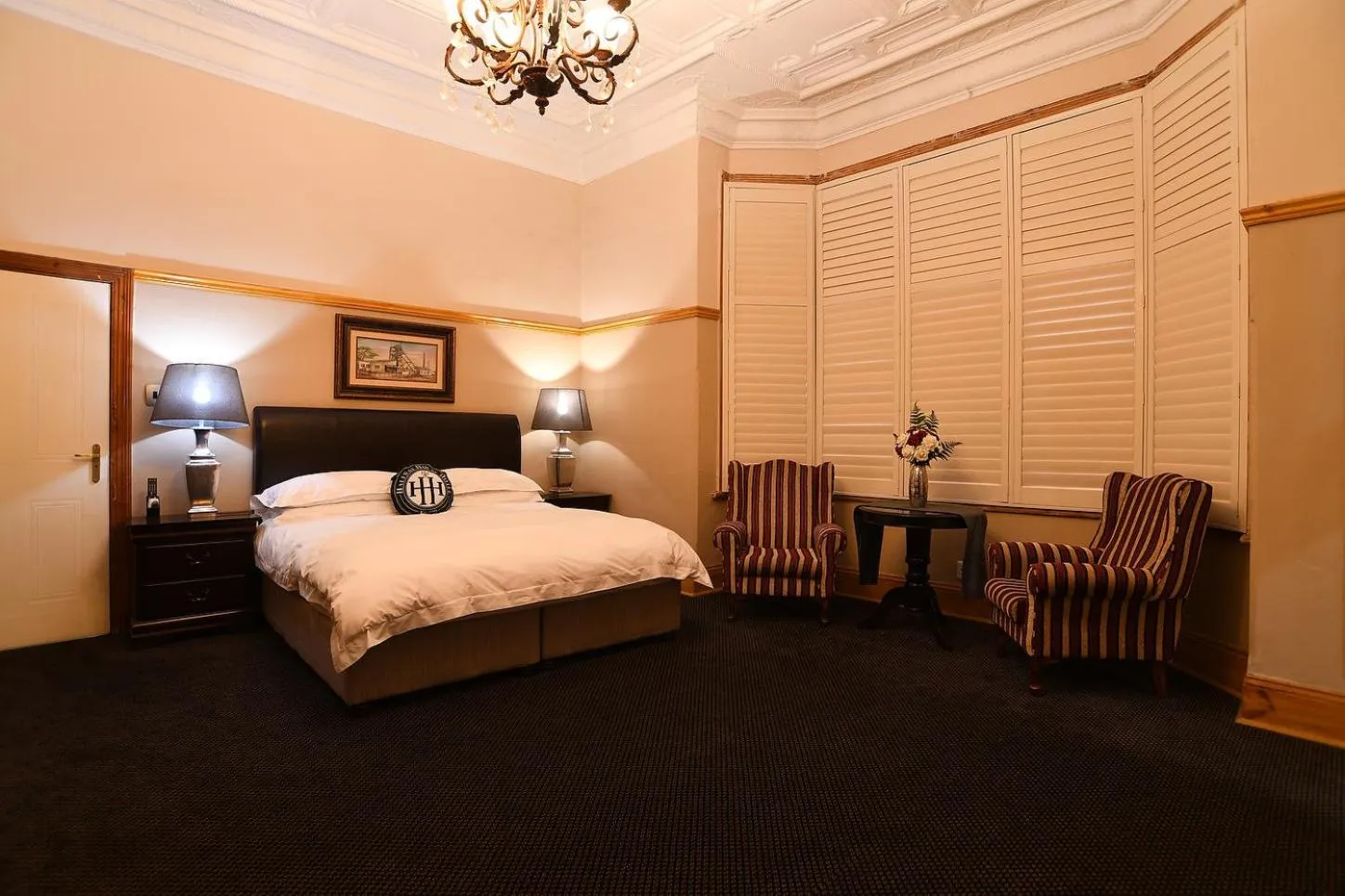 Bed in Halfway House Hotel