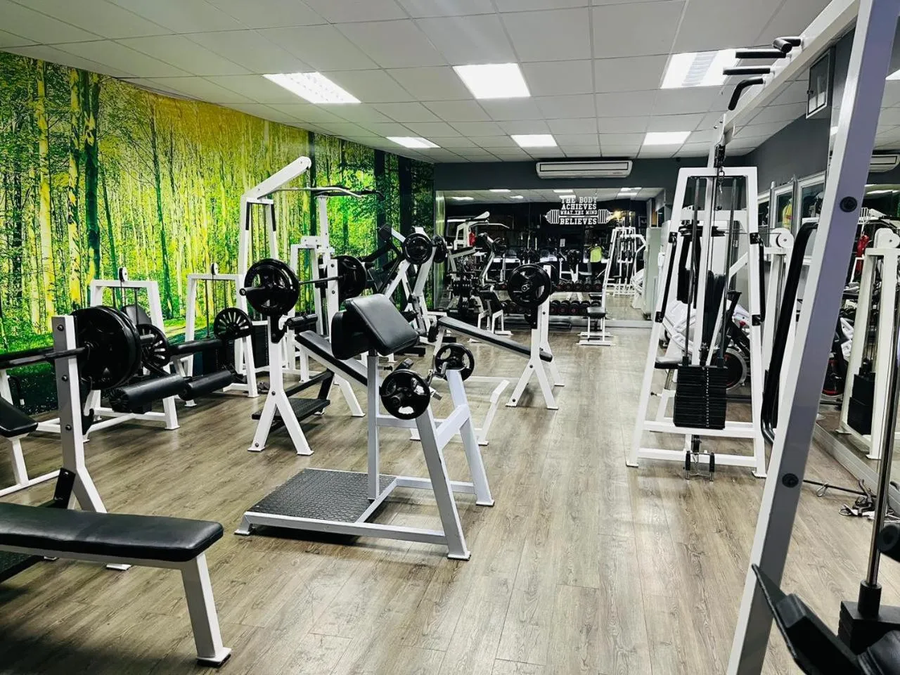 Fitness centre/facilities in Halfway House Hotel