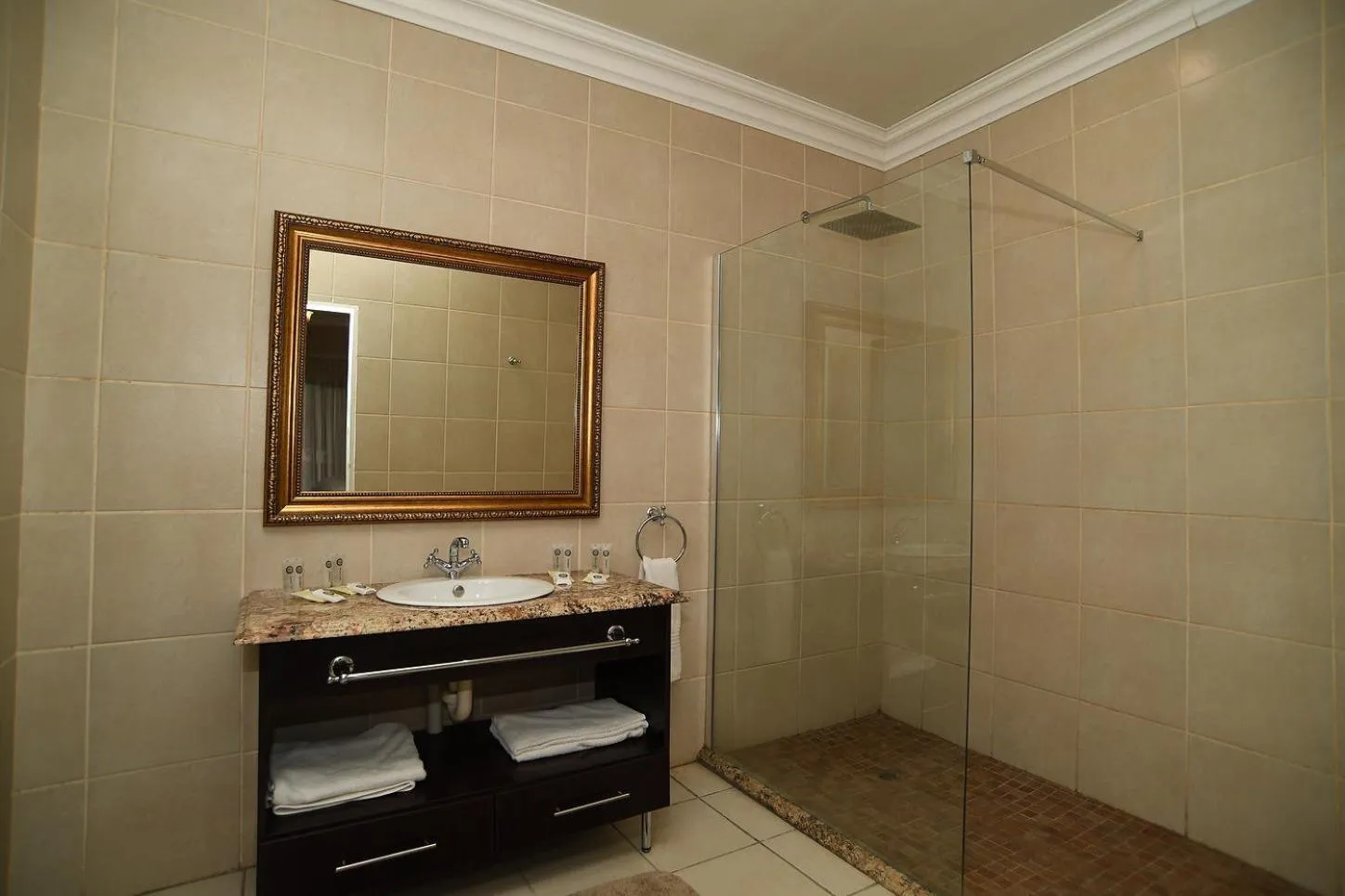 Shower in Halfway House Hotel