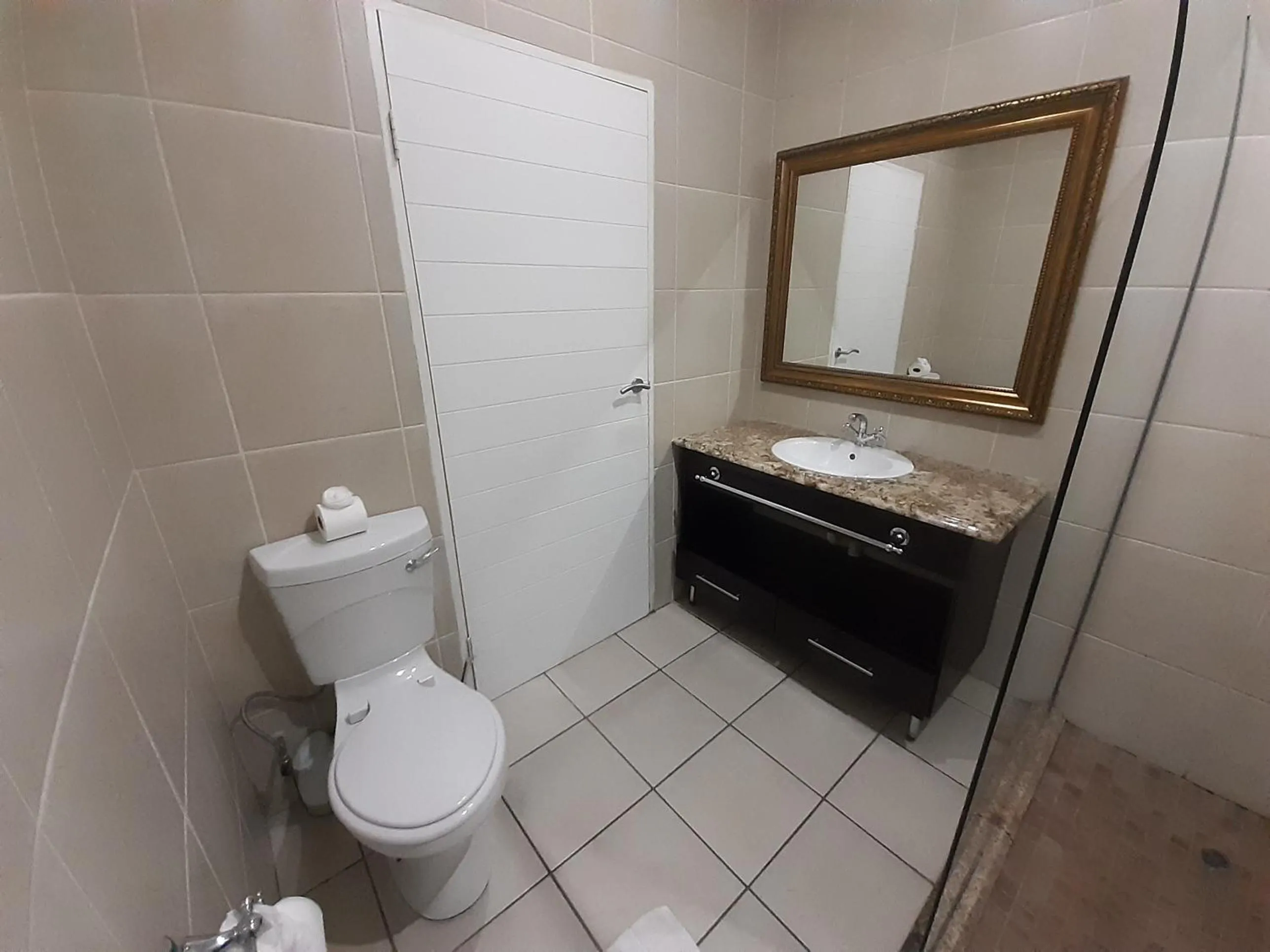 Shower in Halfway House Hotel