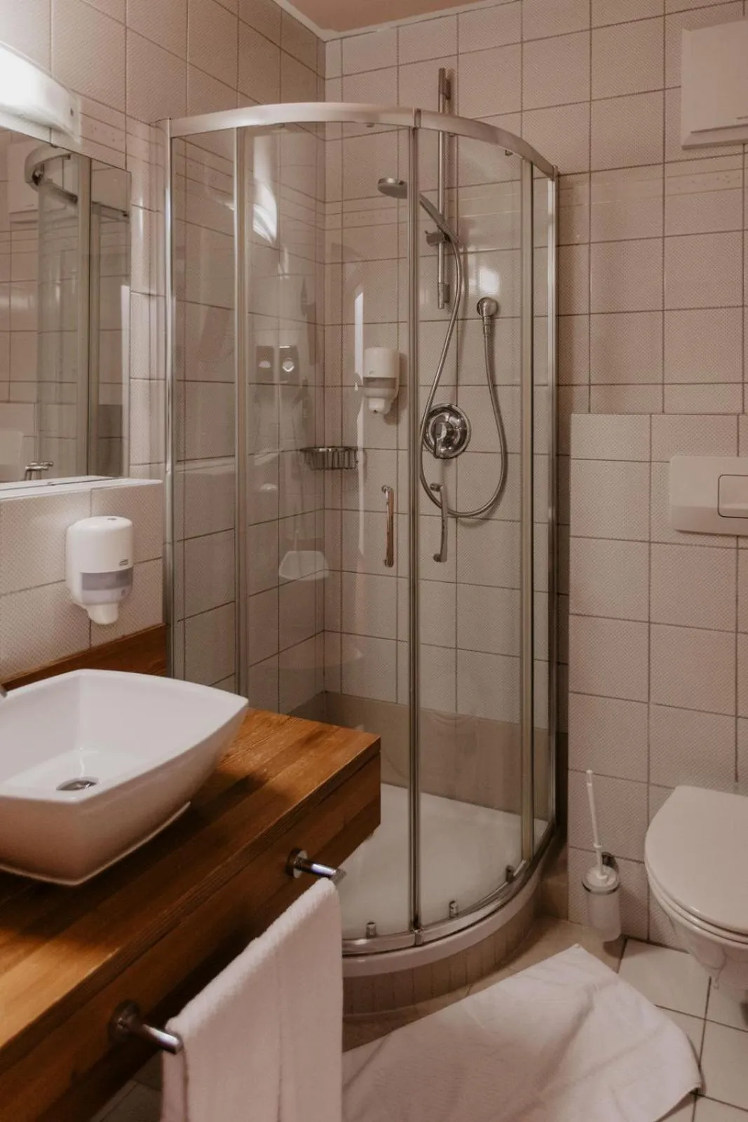 Shower in Parkhotel Matrei