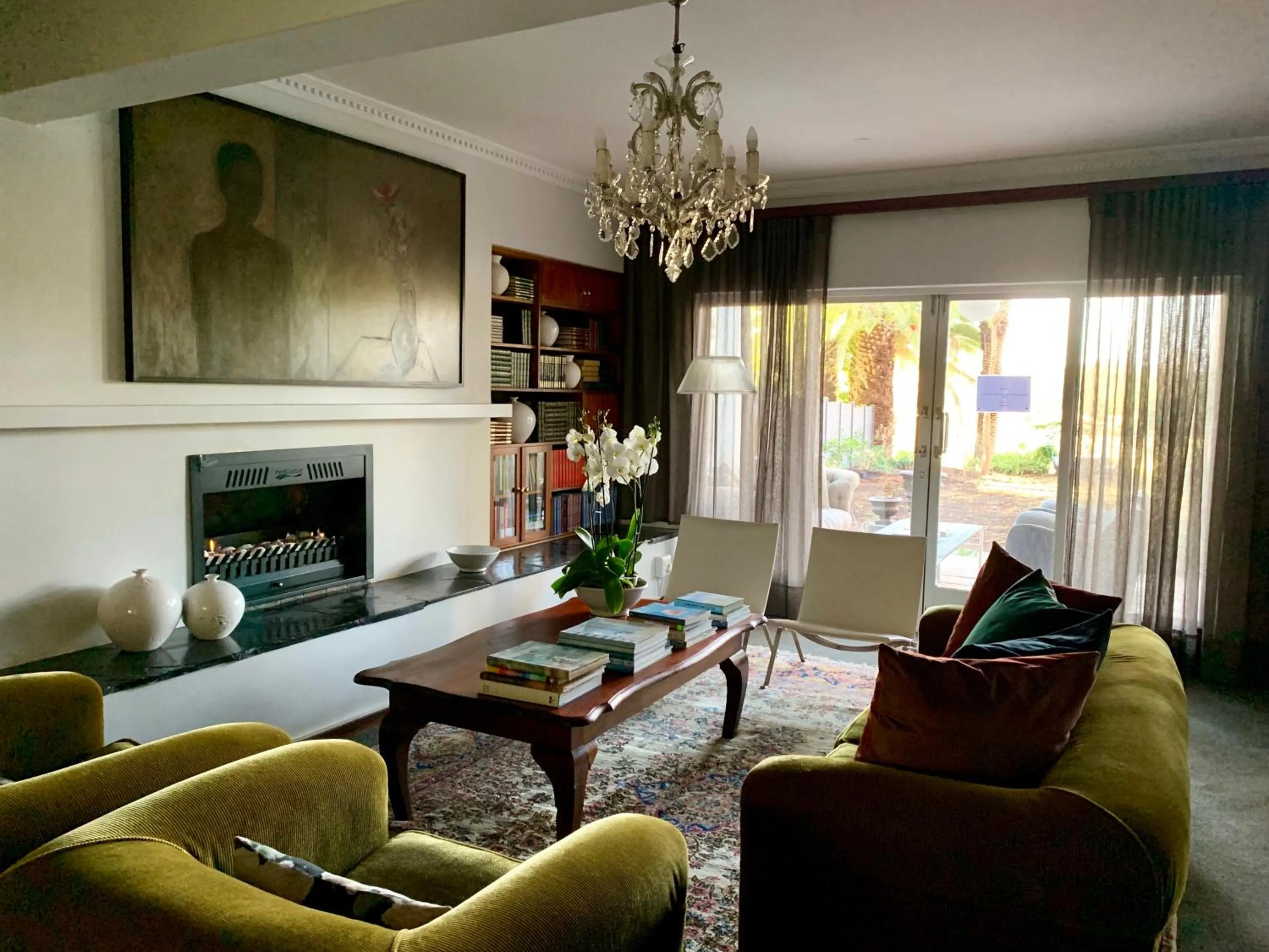 Lounge or bar in Le Must Residence