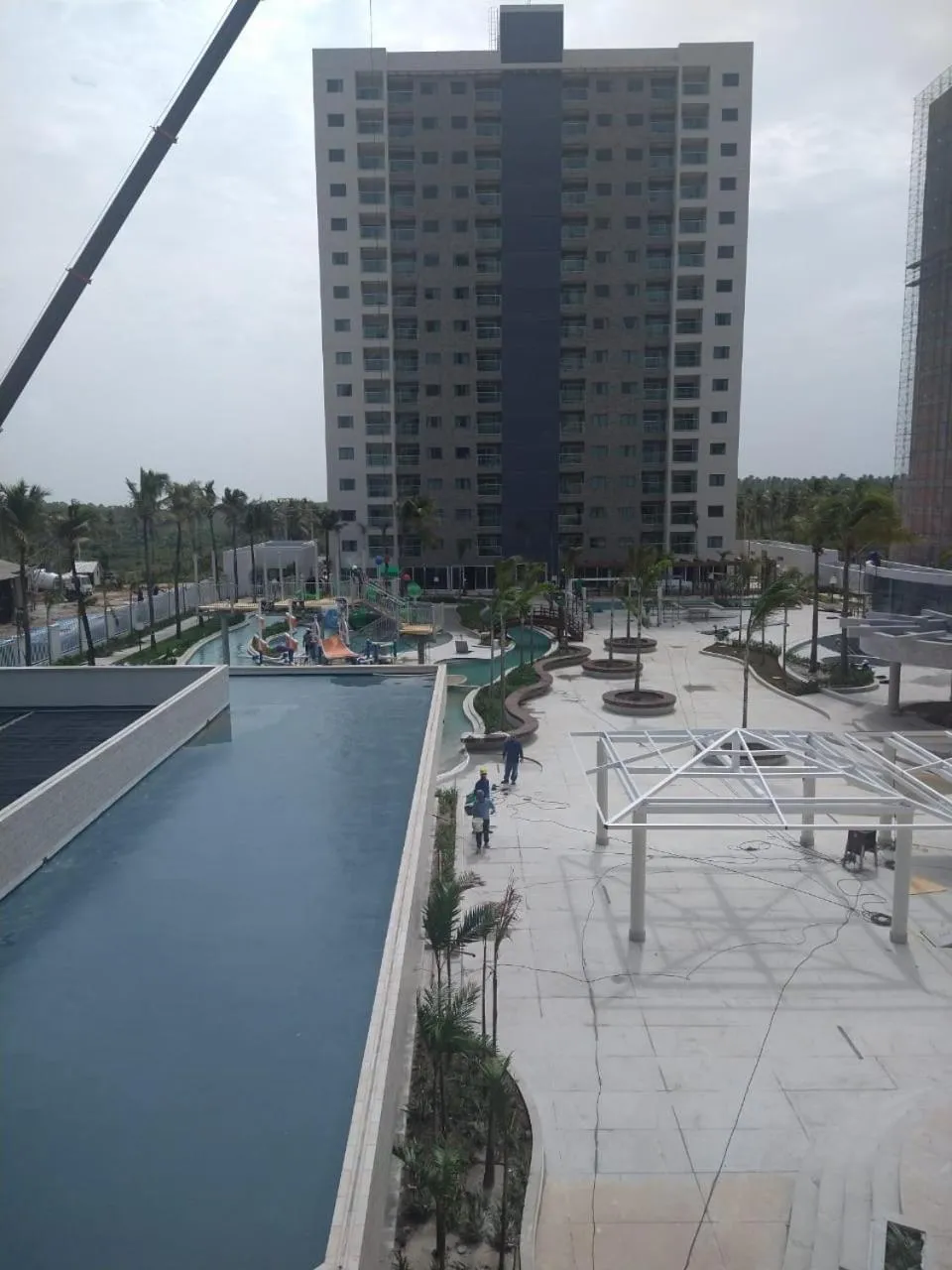 SALINAS EXCLUSIVE RESORT