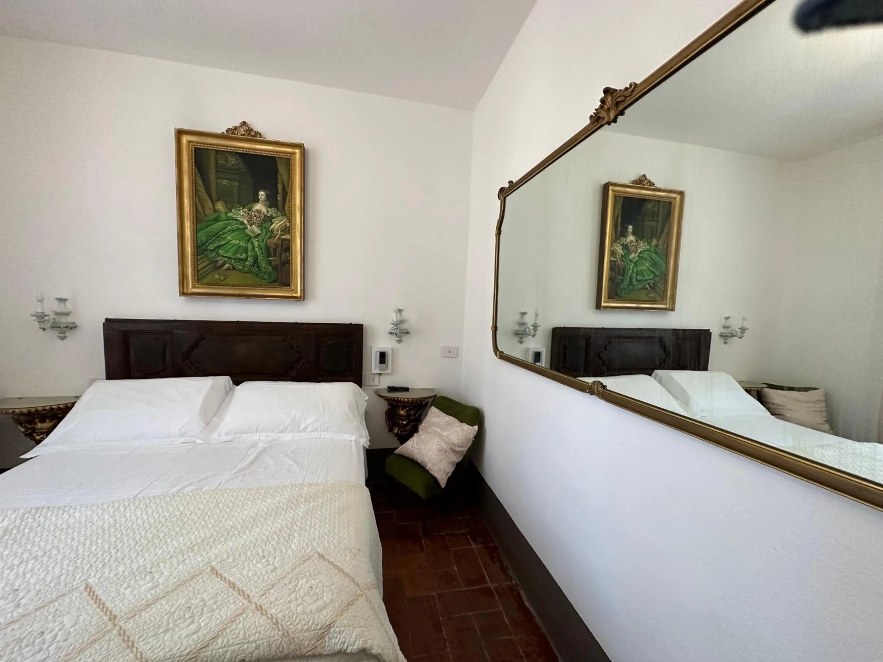 Bedroom, Bed in Domus Socolatae Residenza d'Epoca Charming B&B - Adults Only