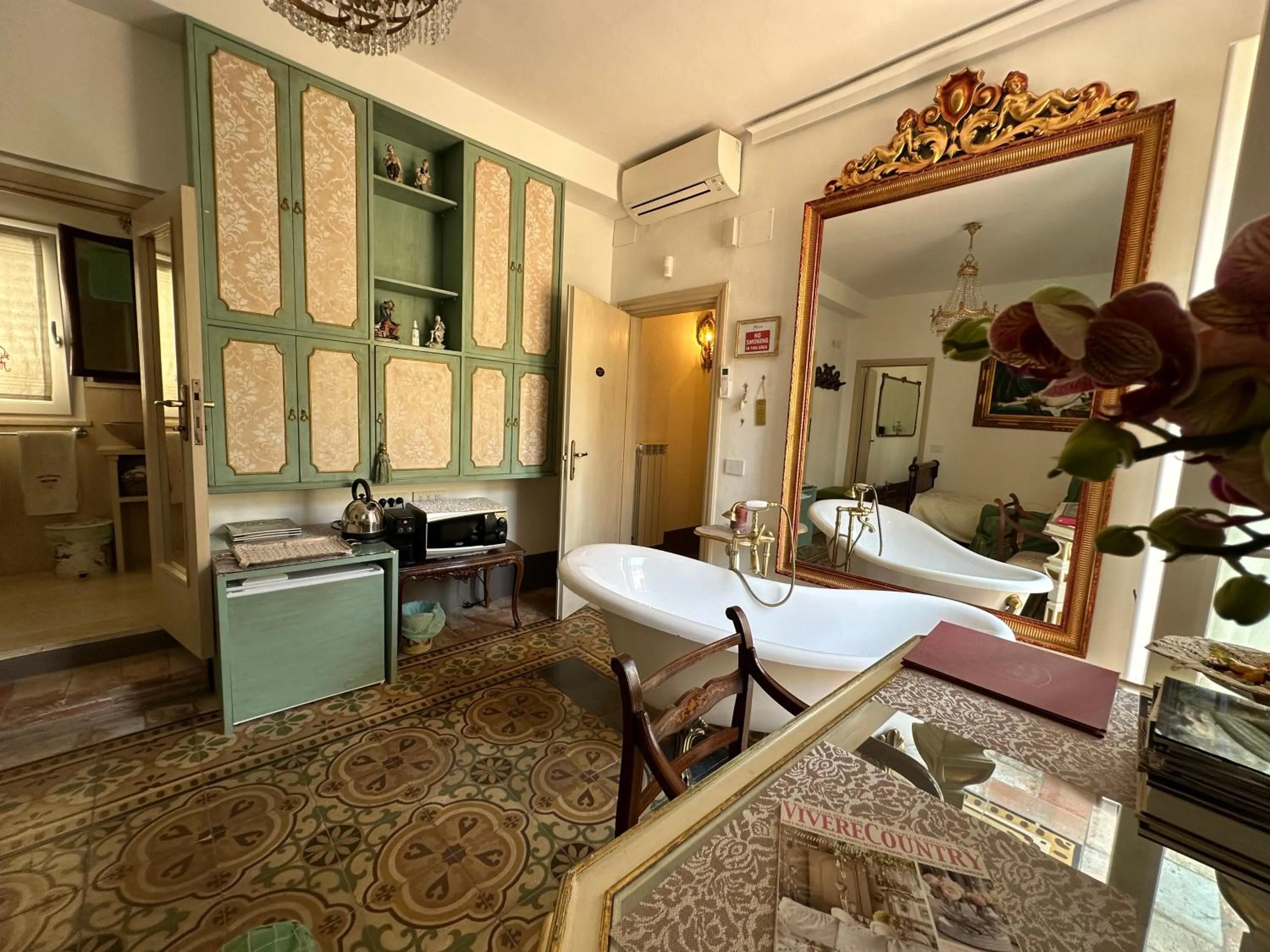 Bath in Domus Socolatae Residenza d'Epoca Charming B&B - Adults Only