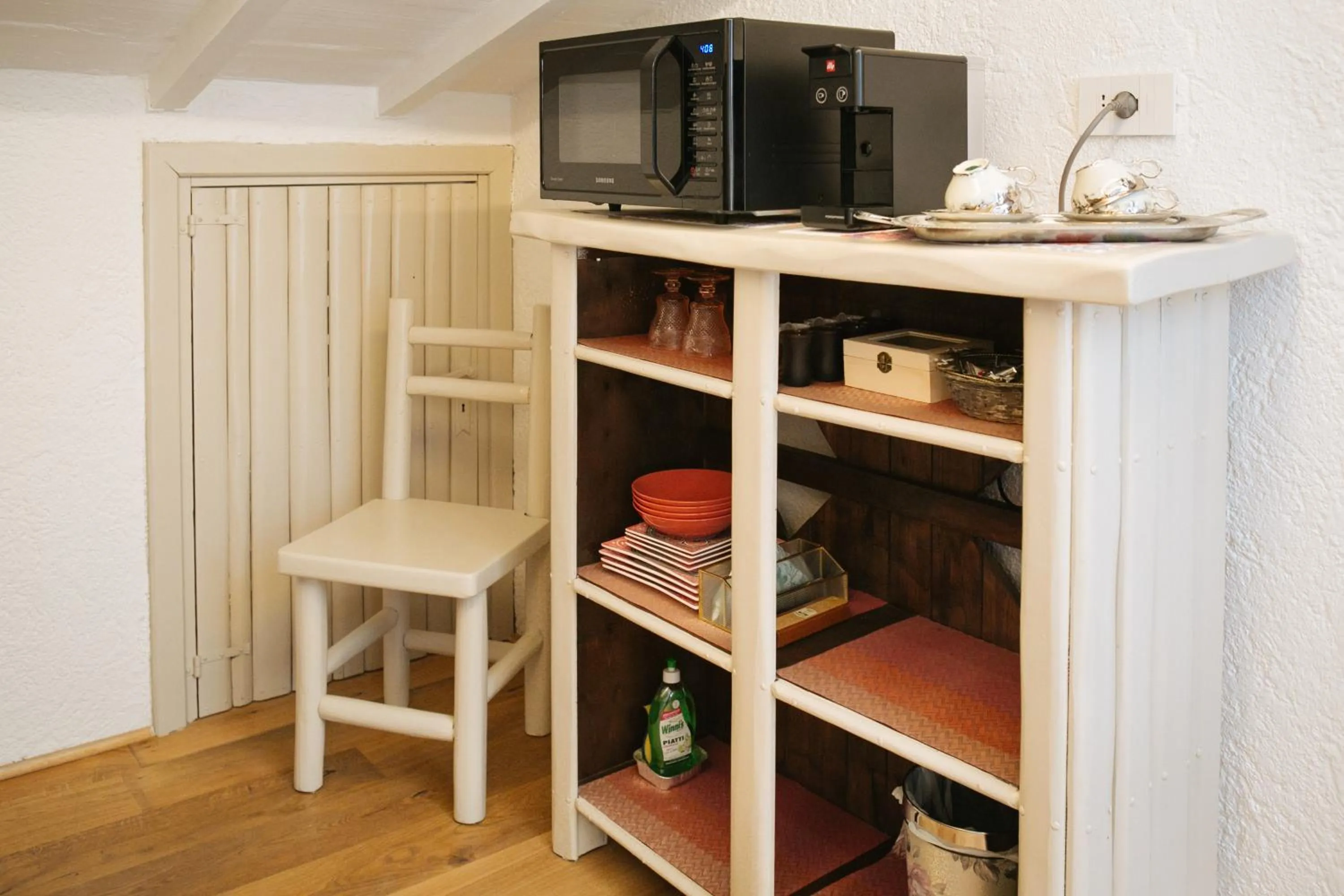 Coffee/tea facilities in Domus Socolatae Residenza d'Epoca Charming B&B - Adults Only