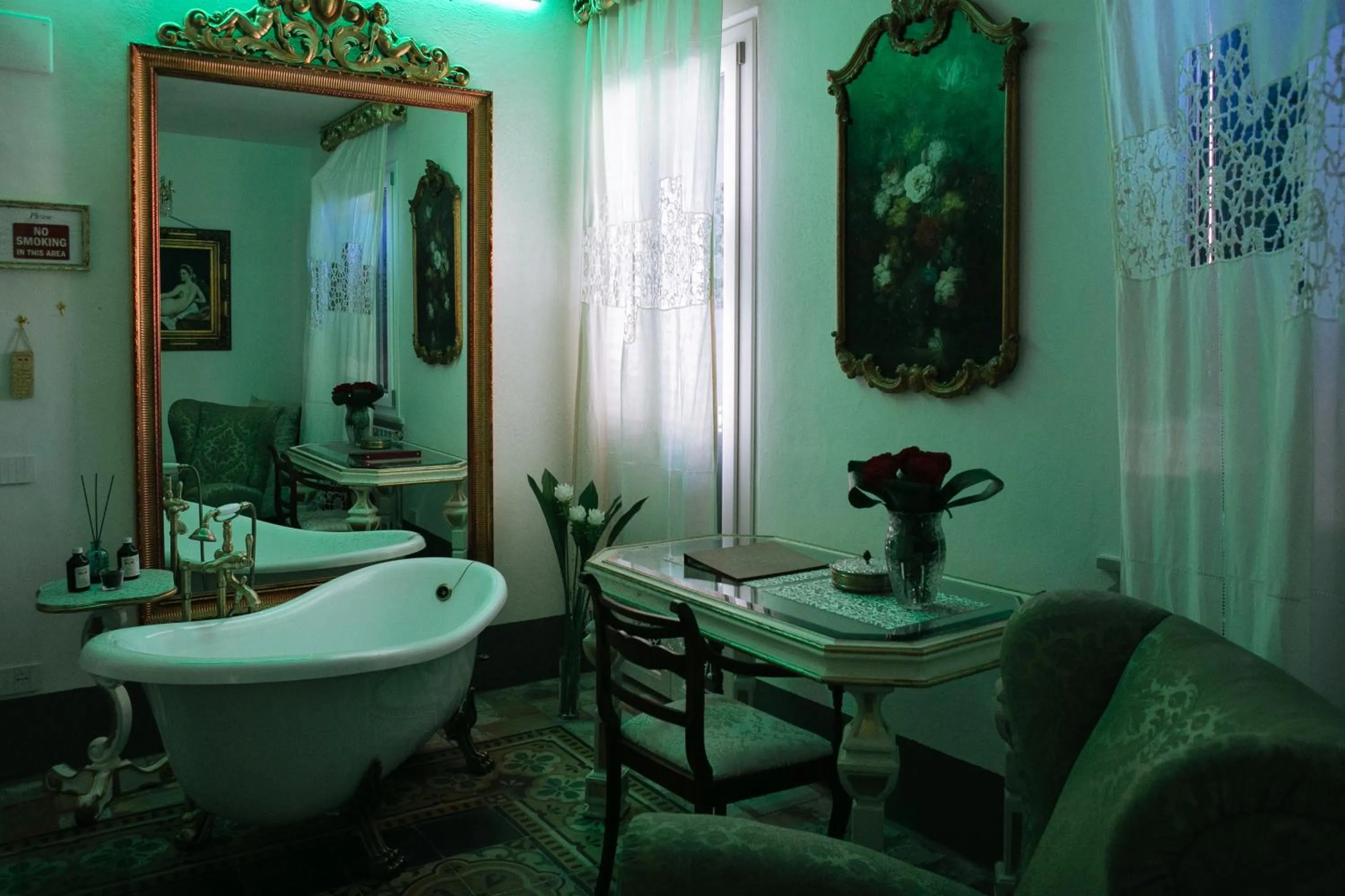 Bath in Domus Socolatae Residenza d'Epoca Charming B&B - Adults Only