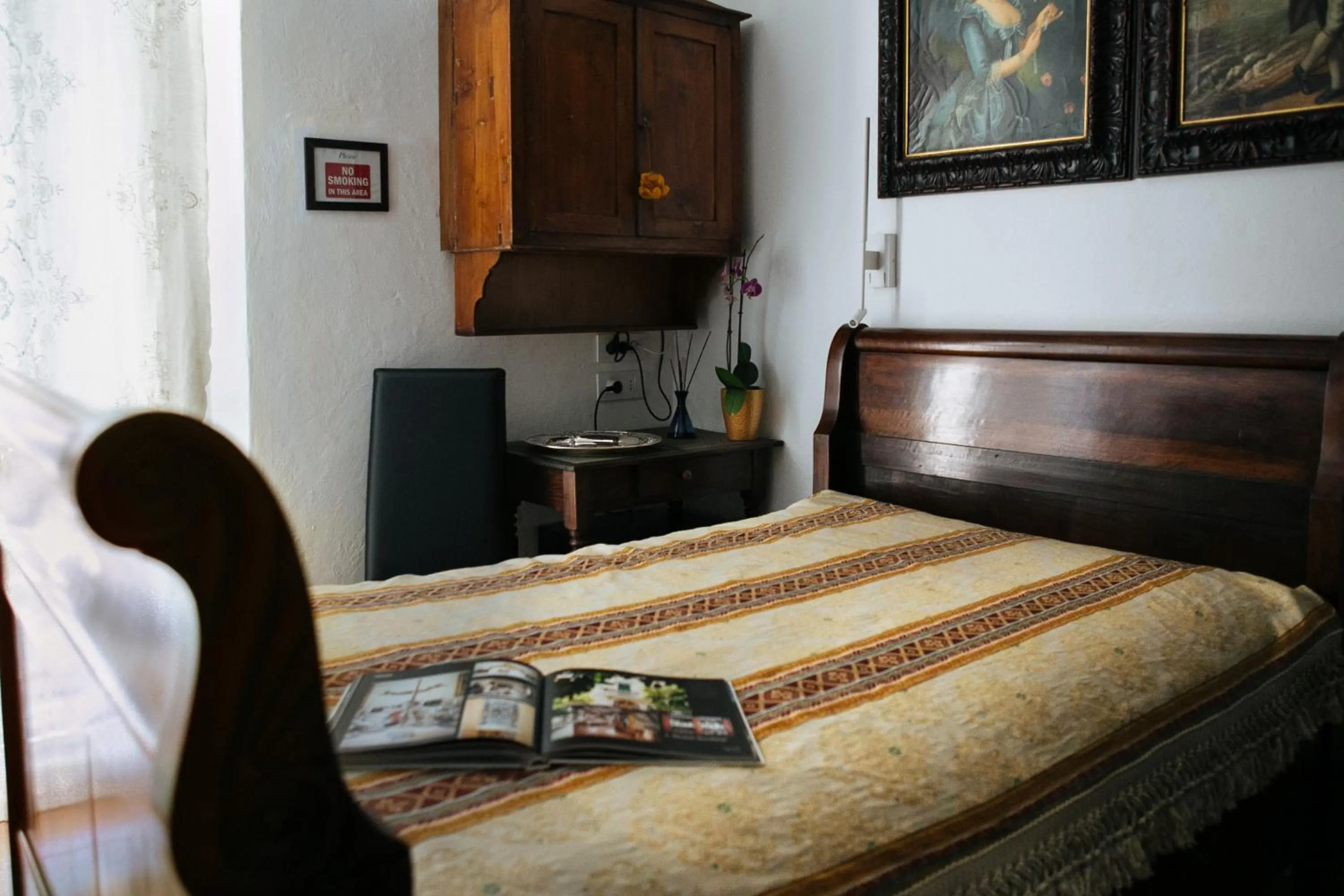 Kitchen or kitchenette, Bed in Domus Socolatae Residenza d'Epoca Charming B&B - Adults Only