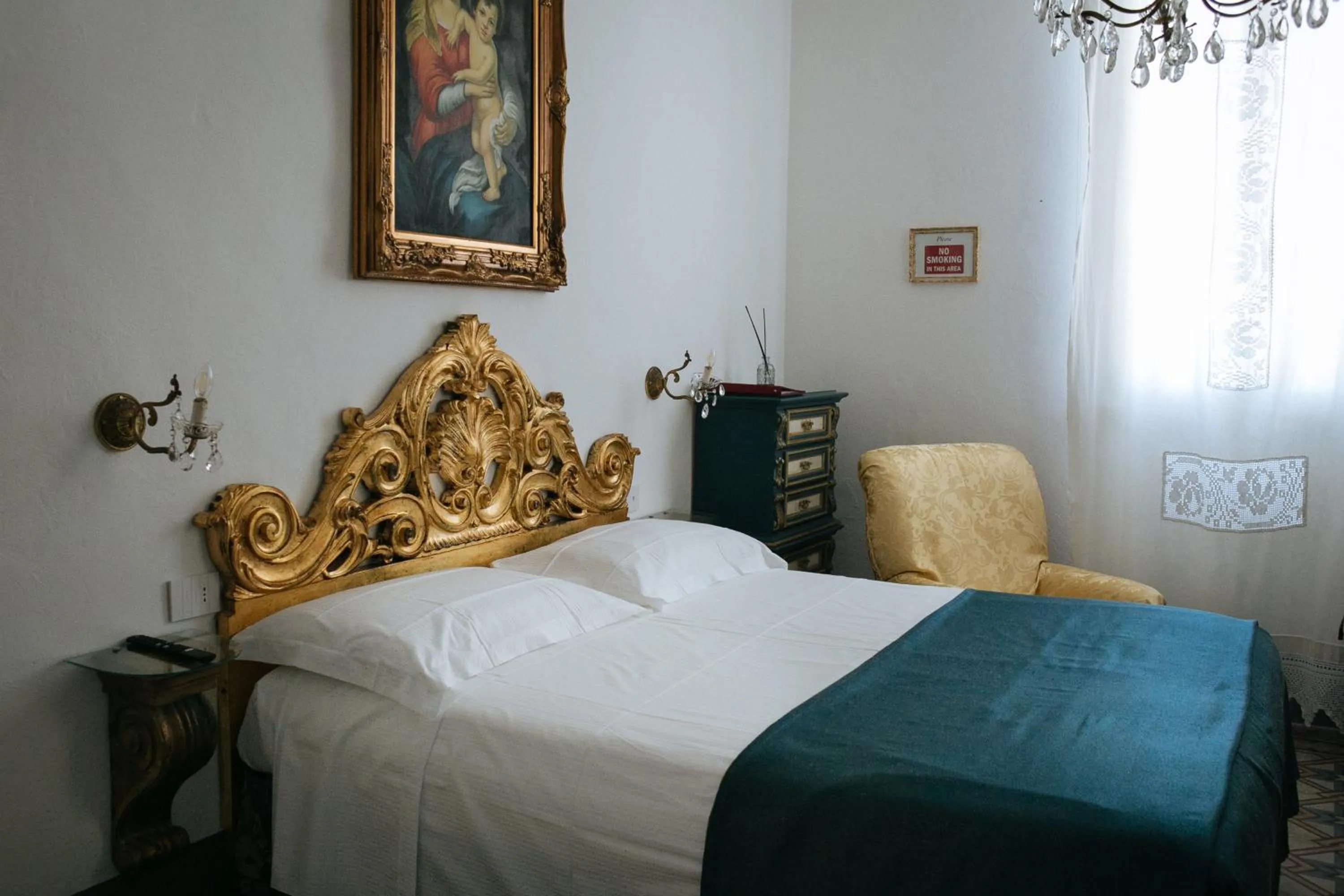 Bedroom, Bed in Domus Socolatae Residenza d'Epoca Charming B&B - Adults Only