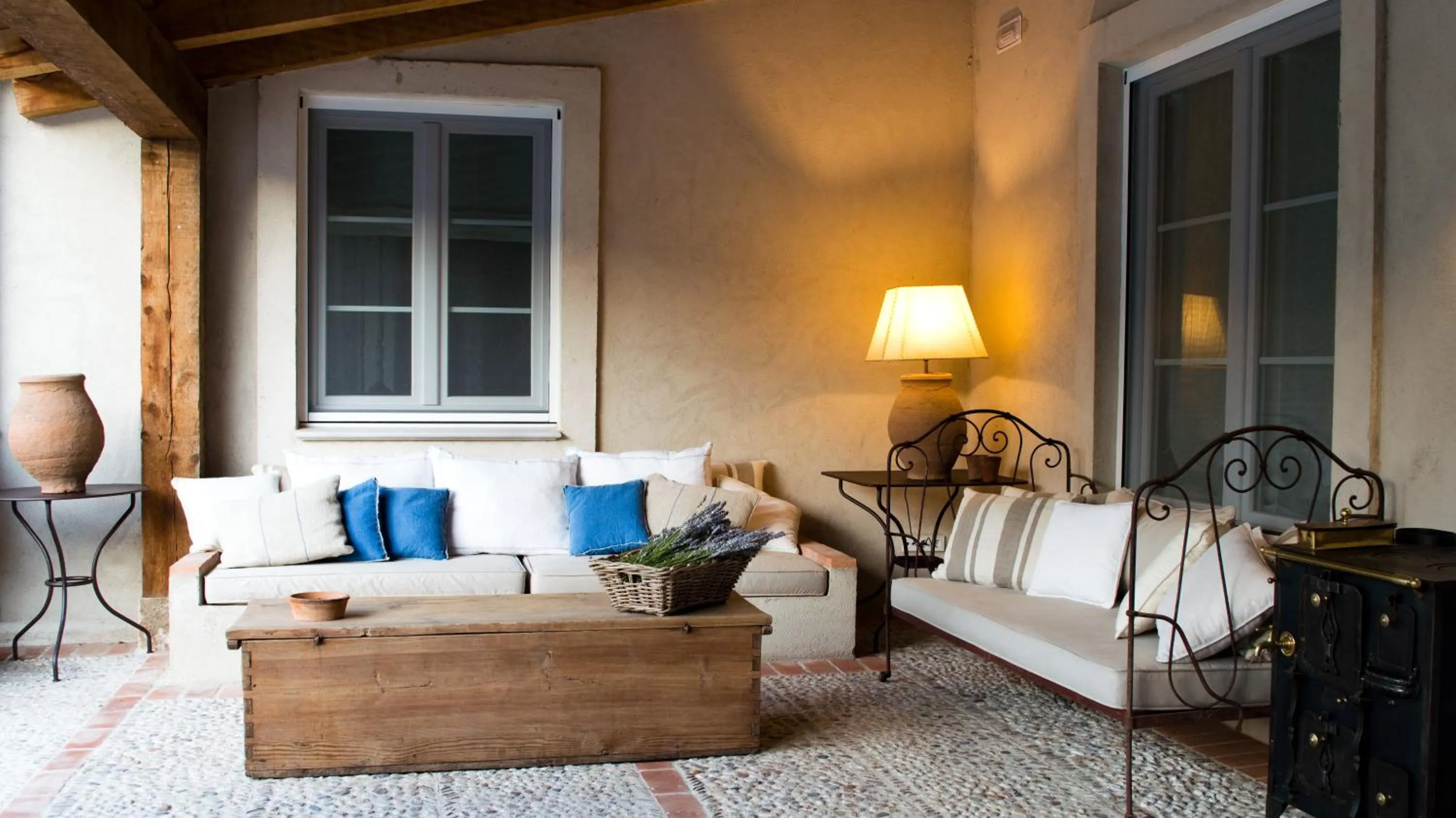 Balcony/Terrace in La Casa de los Tomillares