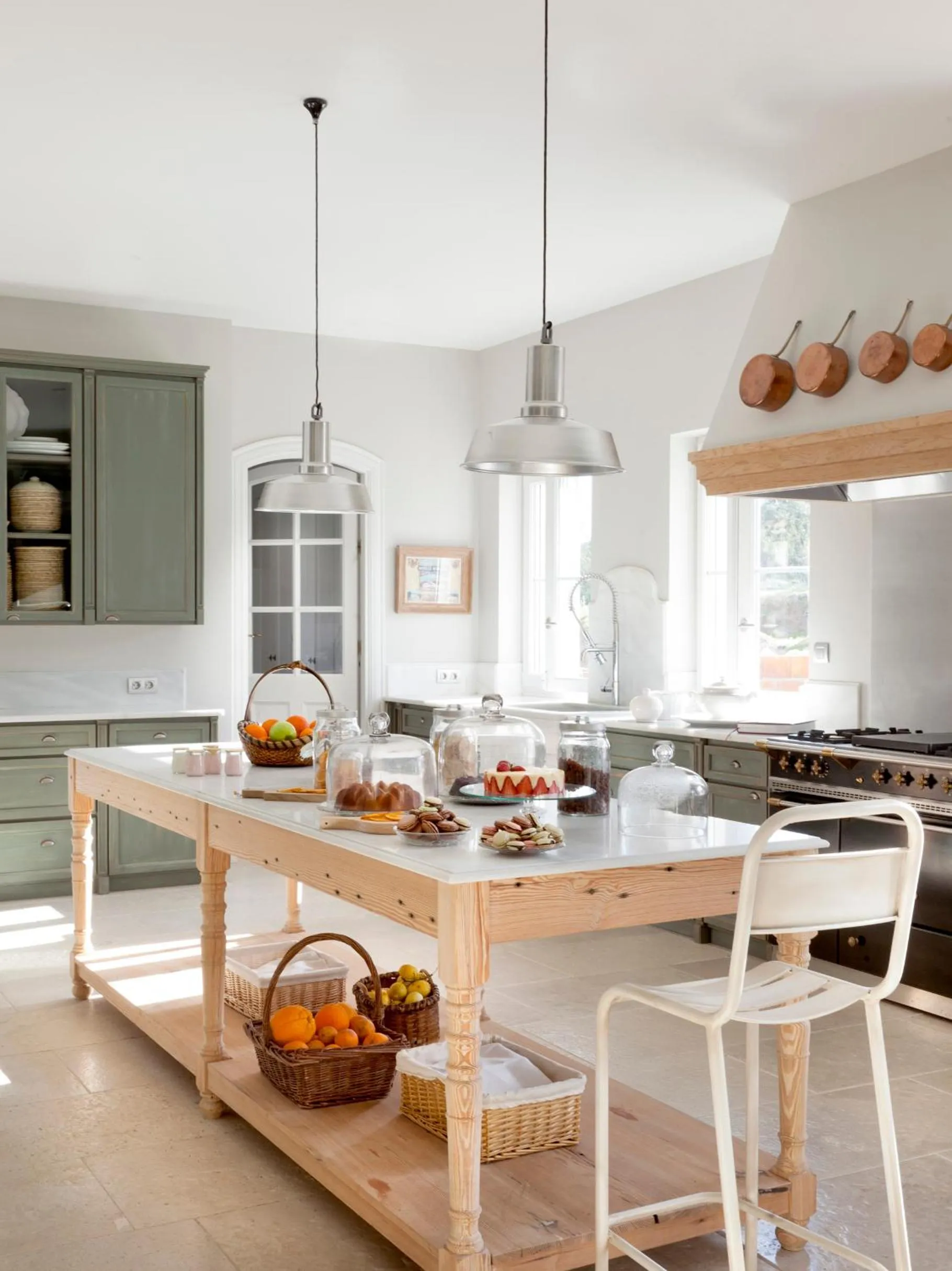 Restaurant/places to eat in La Casa de los Tomillares