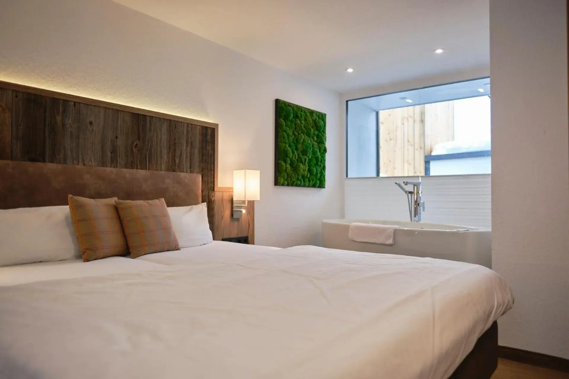 Two-Bedroom Suite with Balcony and Sauna in Genuss- & Aktivhotel Sonnenburg Two-Bedroom Suite with Balcony and Sauna in Genuss- & Aktivhotel Sonnenburg