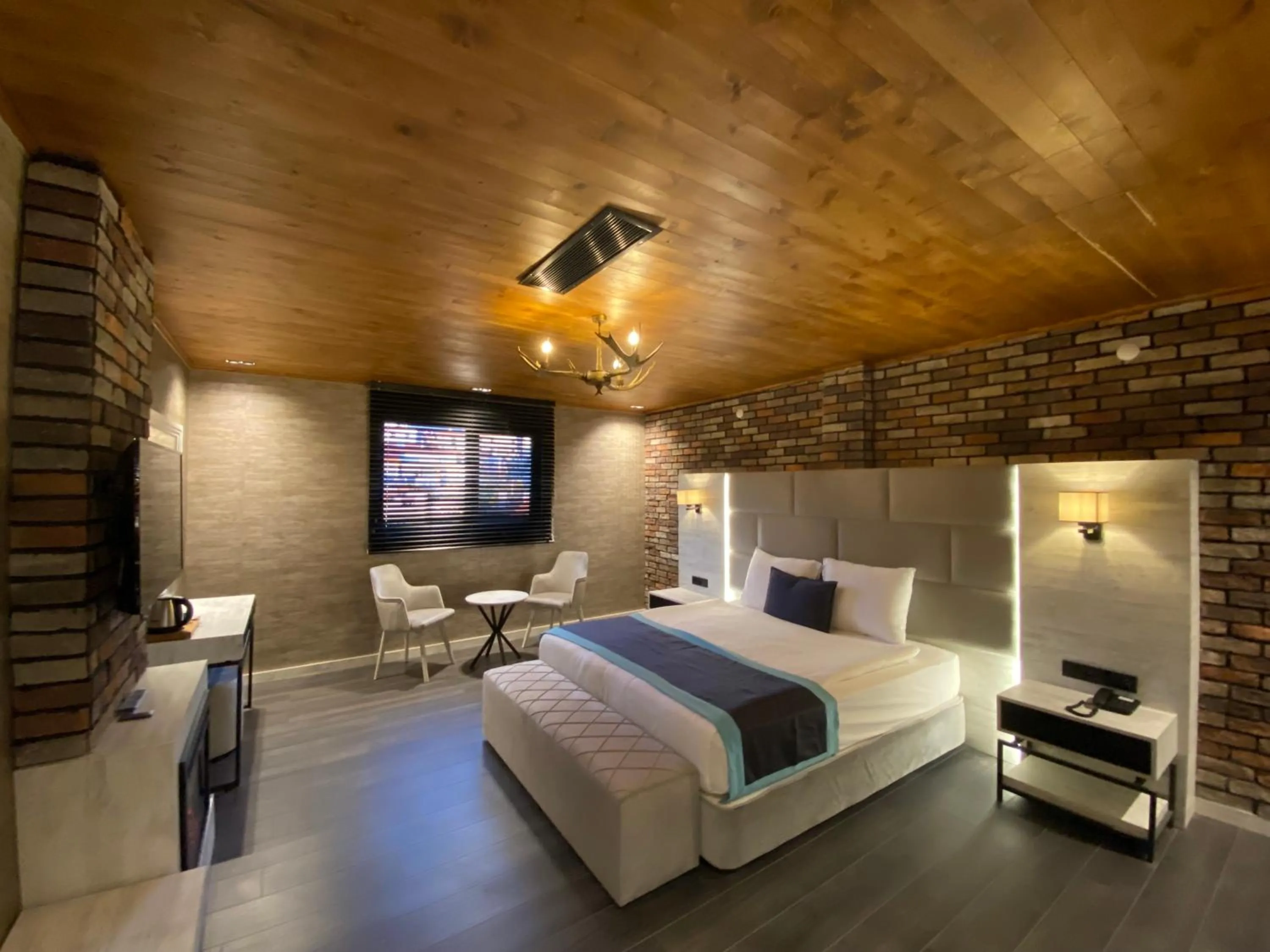 Photo of the whole room, Bed in Elifim Resort Hotel