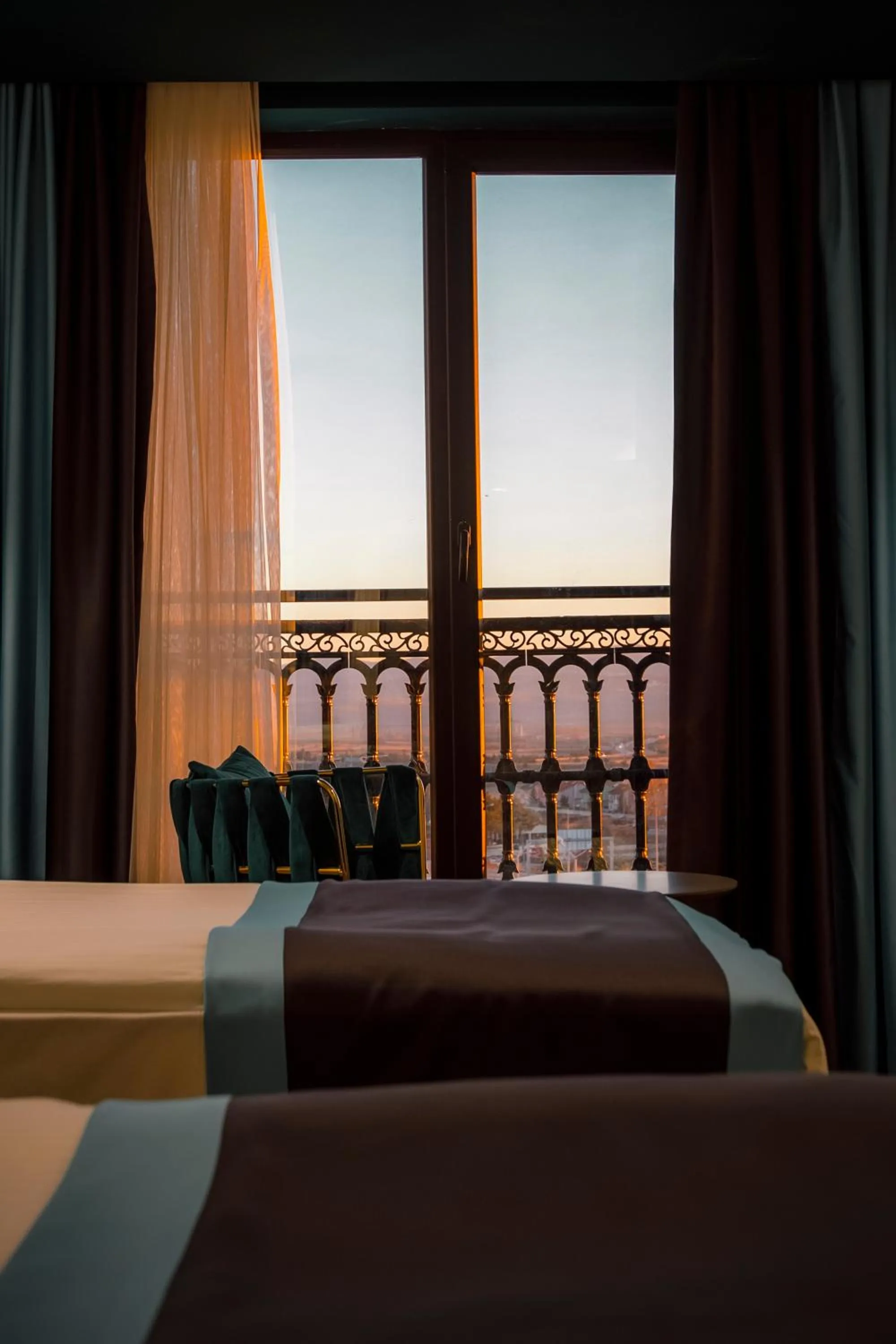 City view, Bed in Elifim Resort Hotel