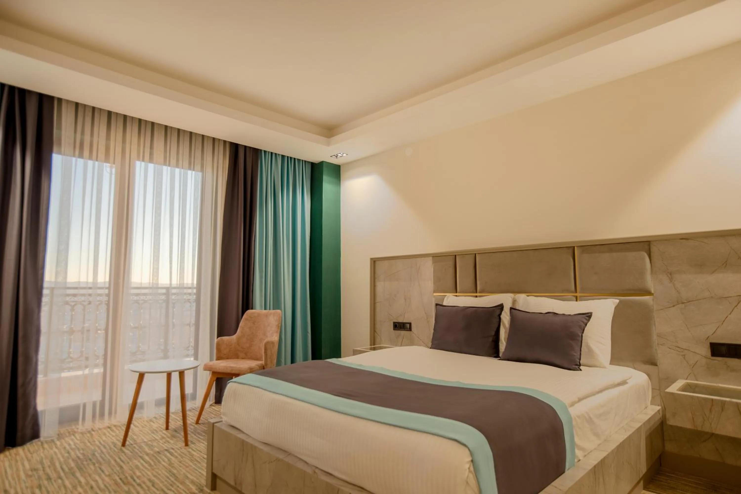 Photo of the whole room, Bed in Elifim Resort Hotel