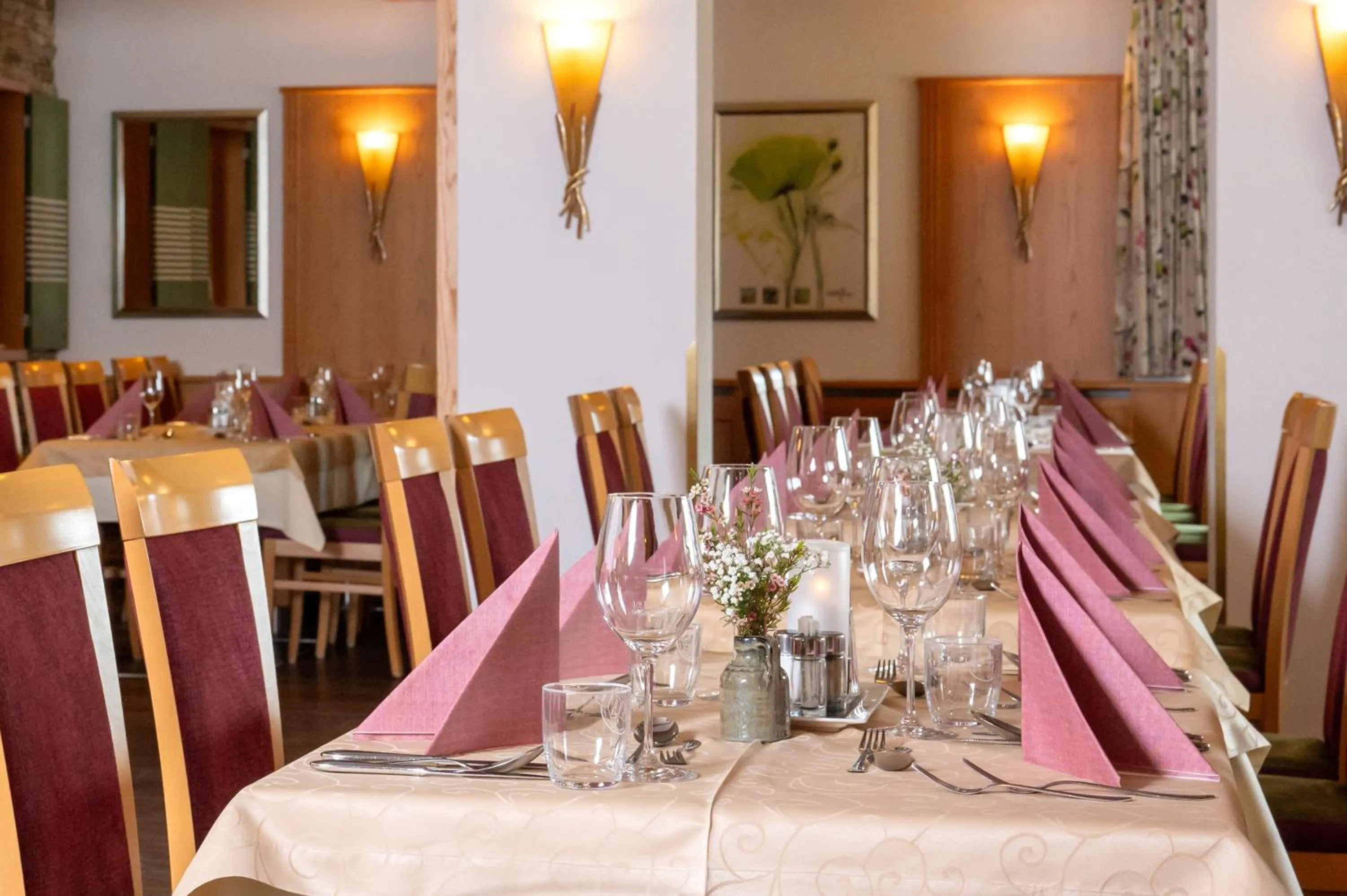 Restaurant/places to eat in Der Hechl
