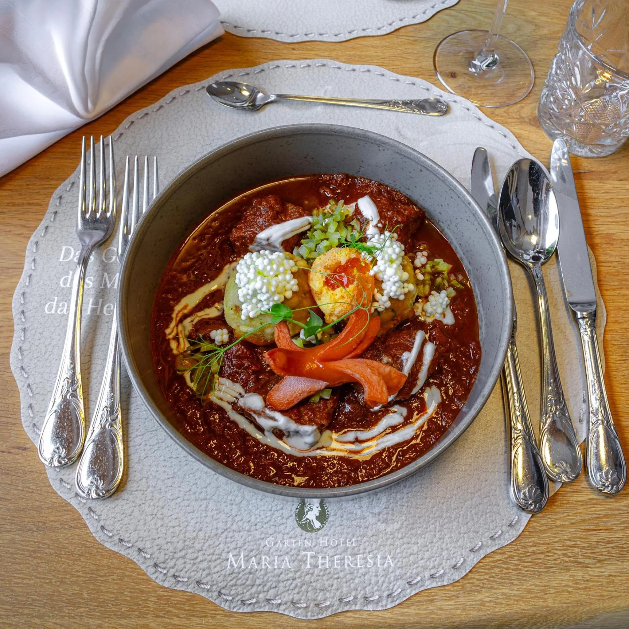 Restaurant/places to eat in Gartenhotel Maria Theresia