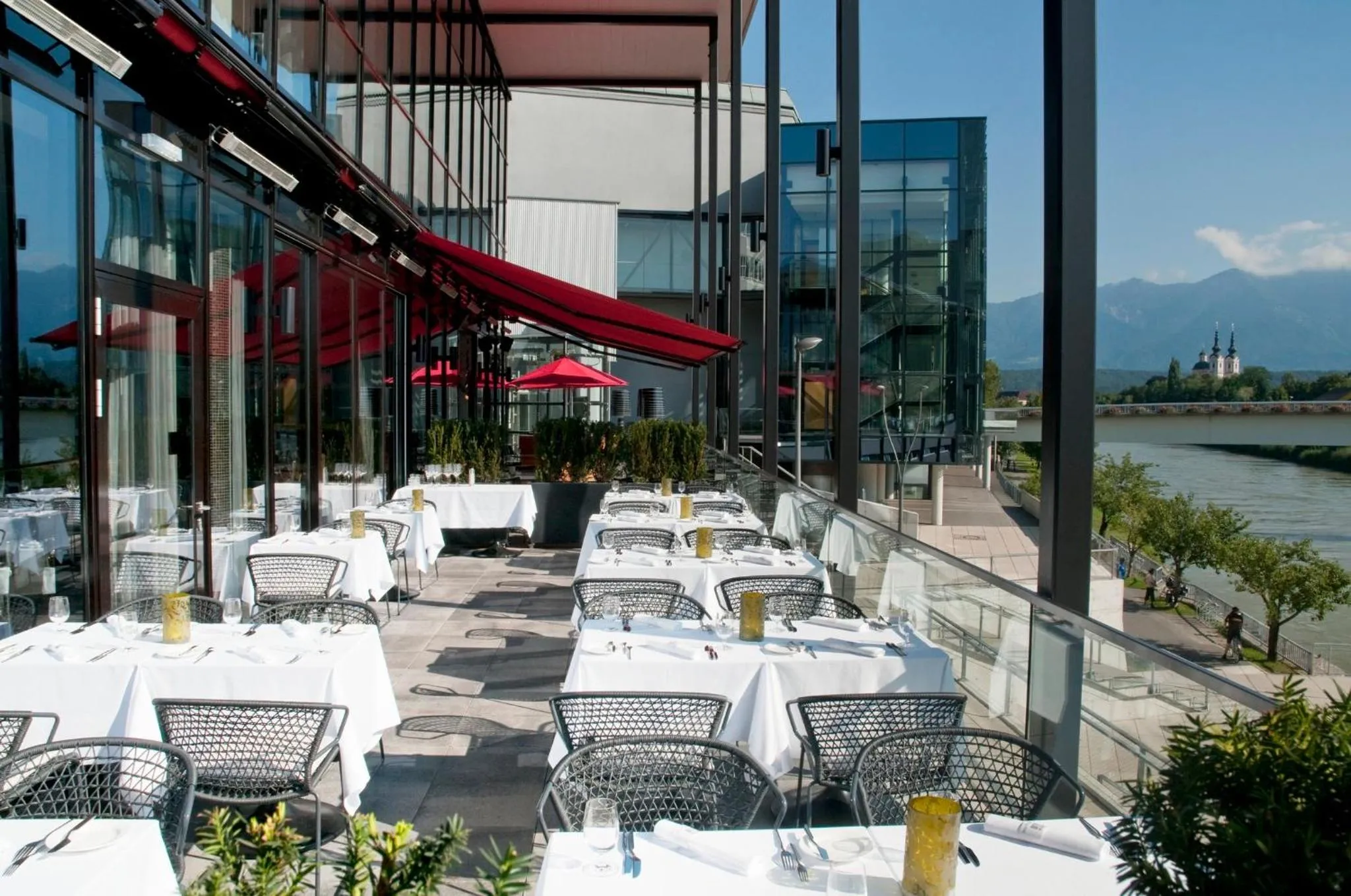 Restaurant/places to eat in voco Villach by IHG