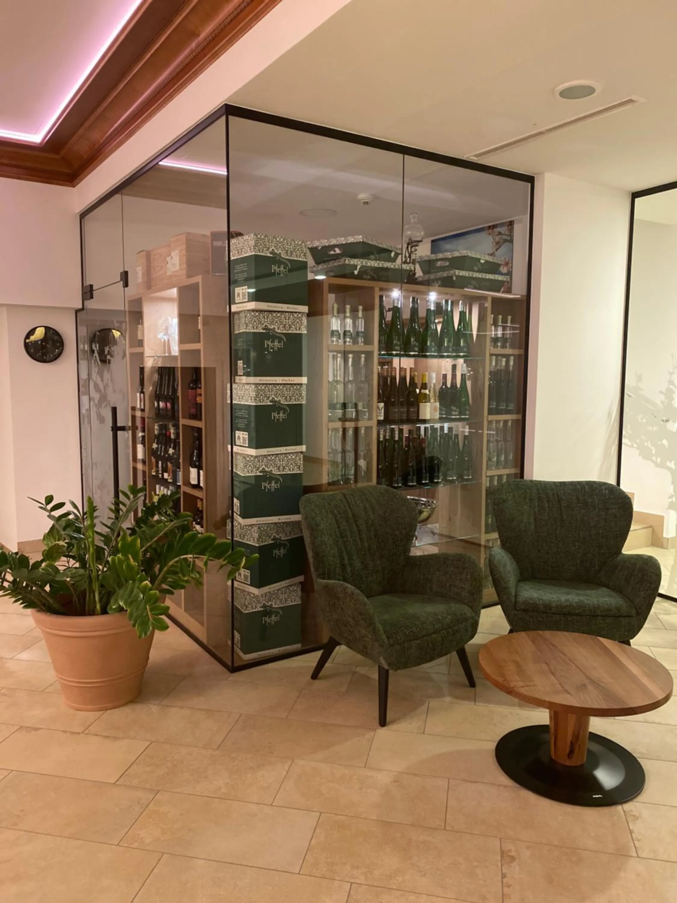 Restaurant/places to eat in Gartenhotel & Weingut Pfeffel Dürnstein