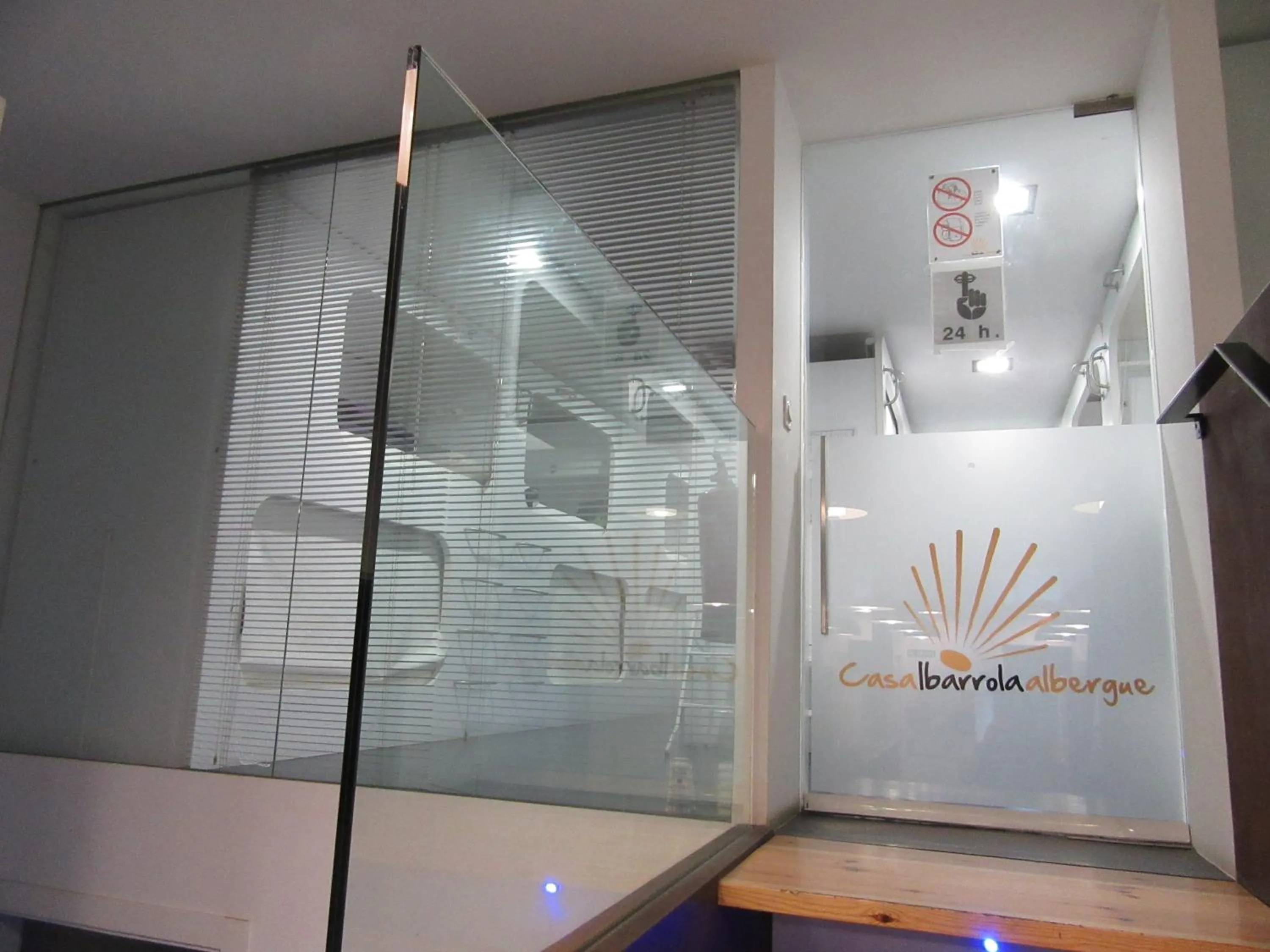 Single Bed in Dormitory Room with Shared Bathroom in Hostel Casa Ibarrola