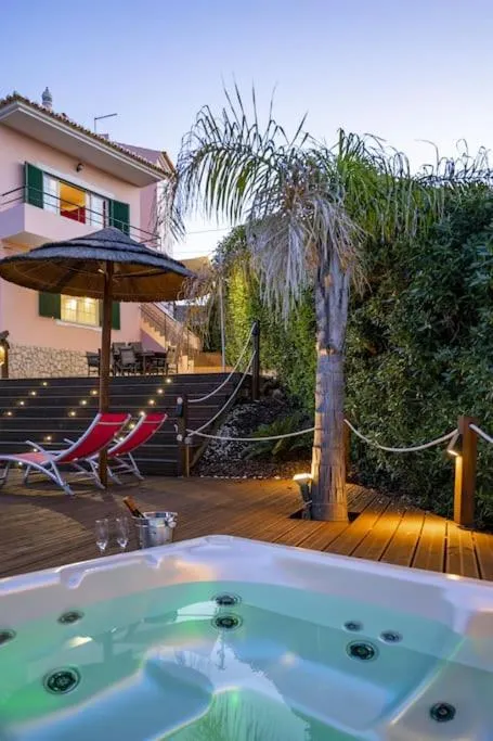Hot Tub in Villa Arade Riverside - Jacuzzi and Heated Pool by AlgarStays