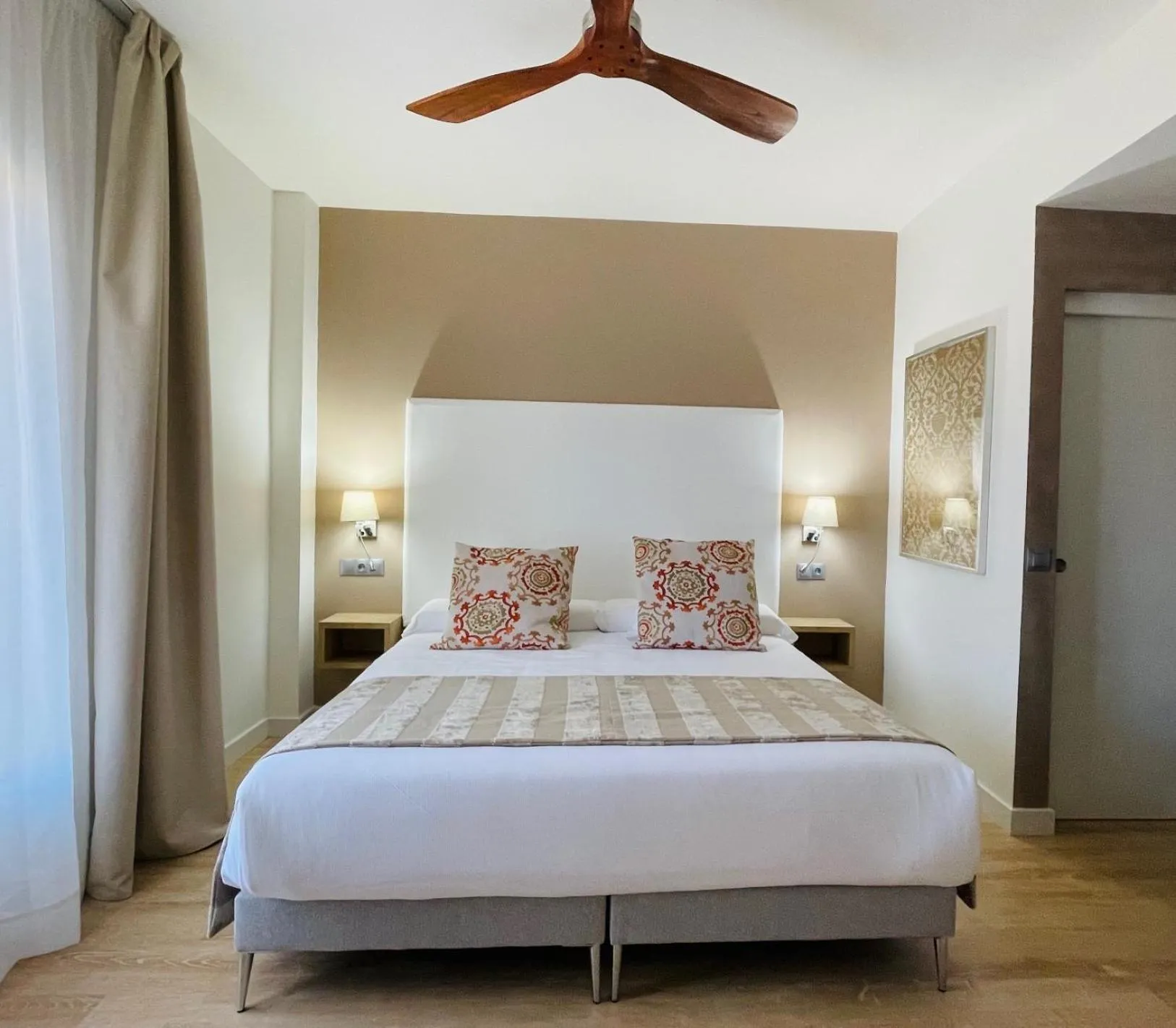 Bedroom, Bed in Añoreta Suites