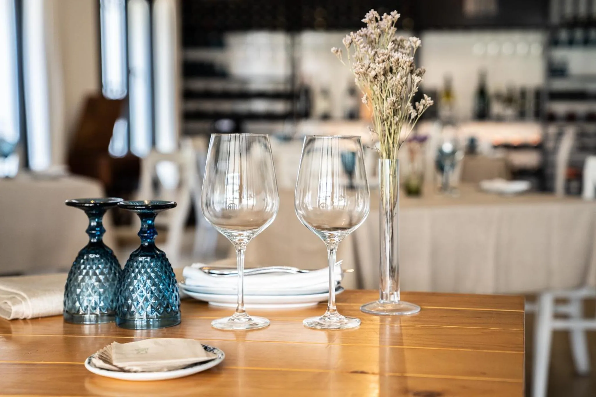 Restaurant/places to eat in Añoreta Suites