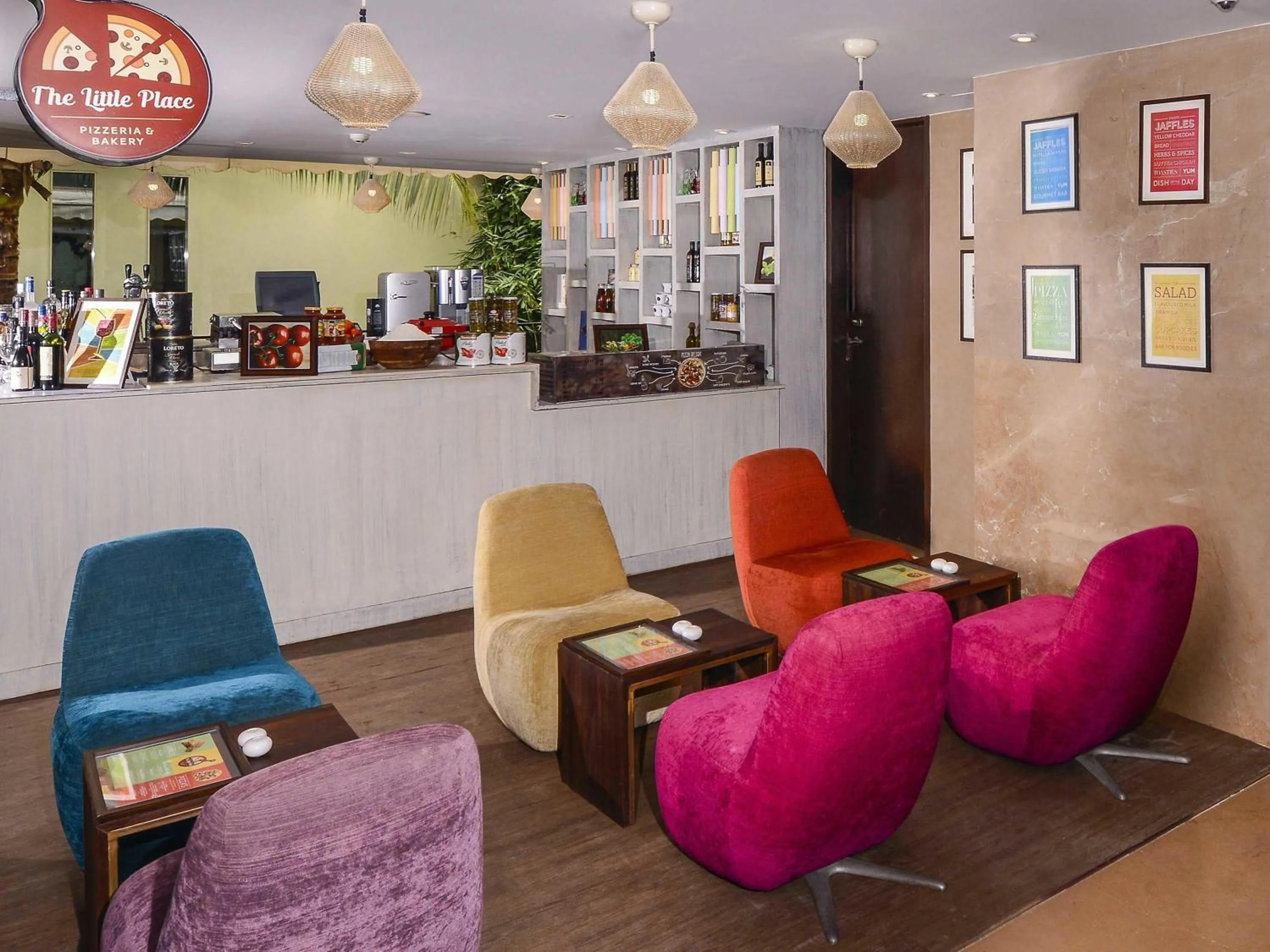 Restaurant/places to eat in Novotel Goa Candolim