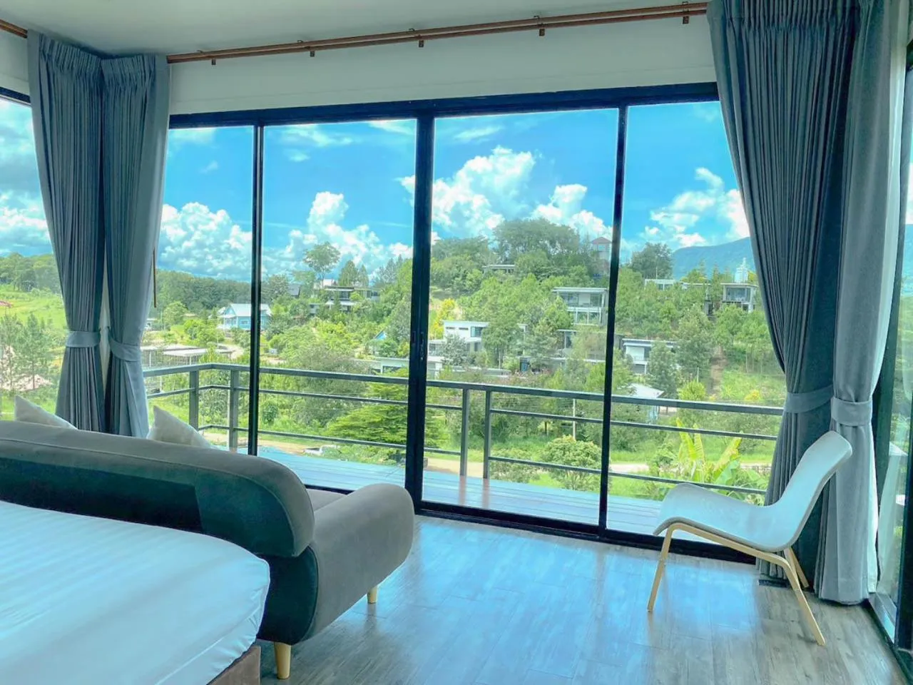 Balcony/Terrace, Bed in Krin Resort