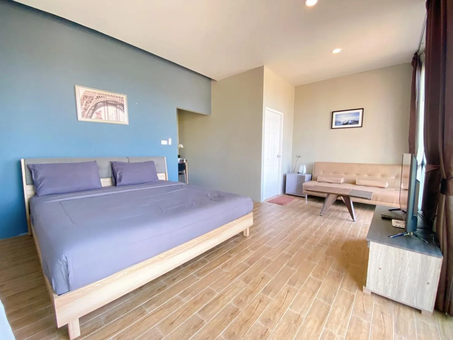 Photo of the whole room, Bed in Krin Resort