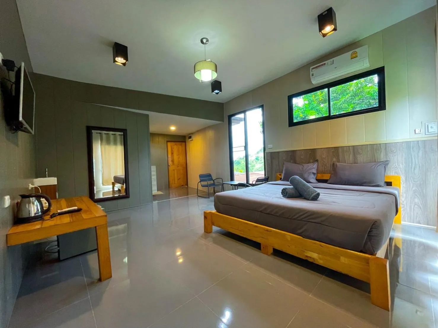Photo of the whole room, Bed in Krin Resort