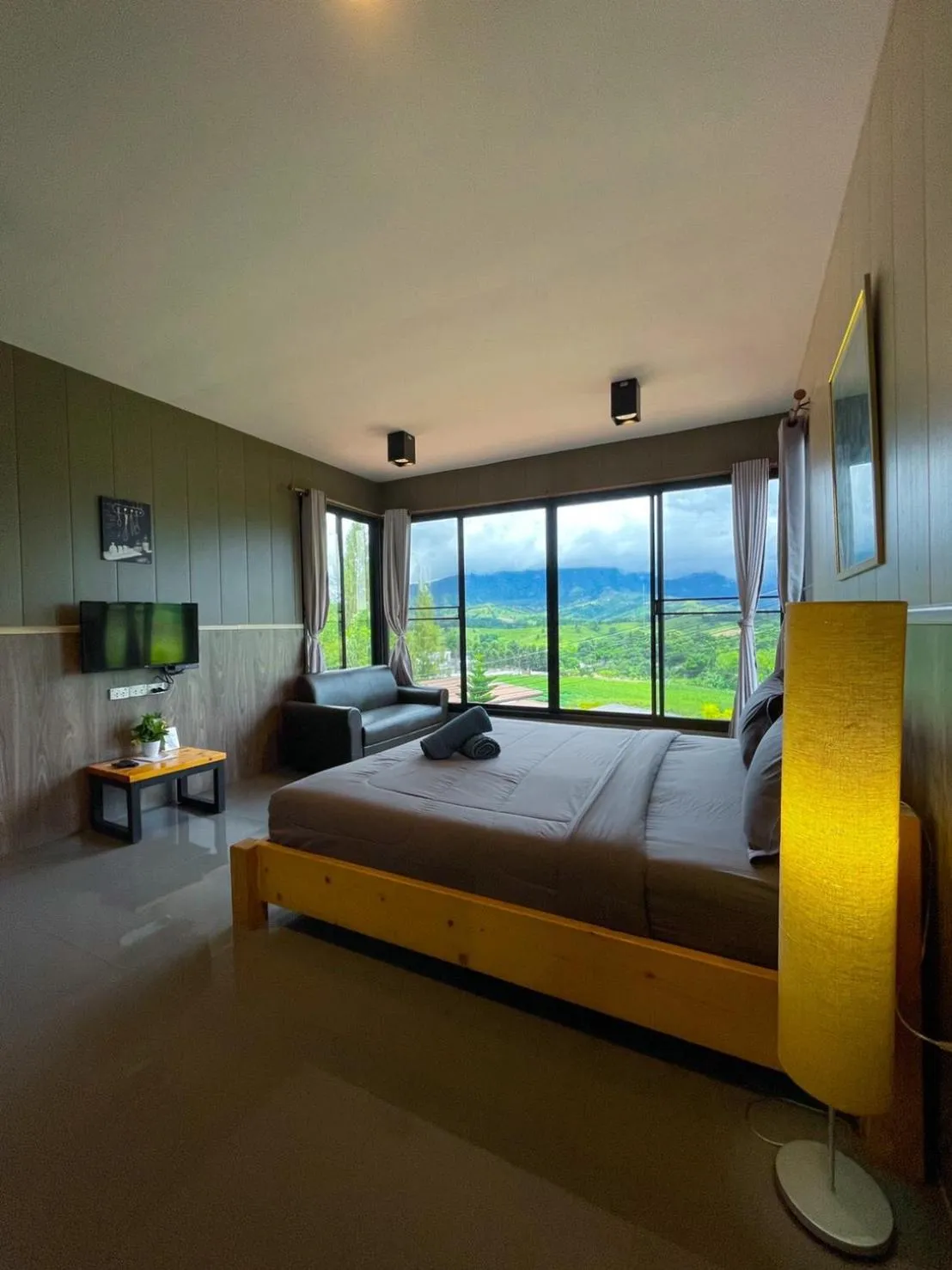 Photo of the whole room, Bed in Krin Resort