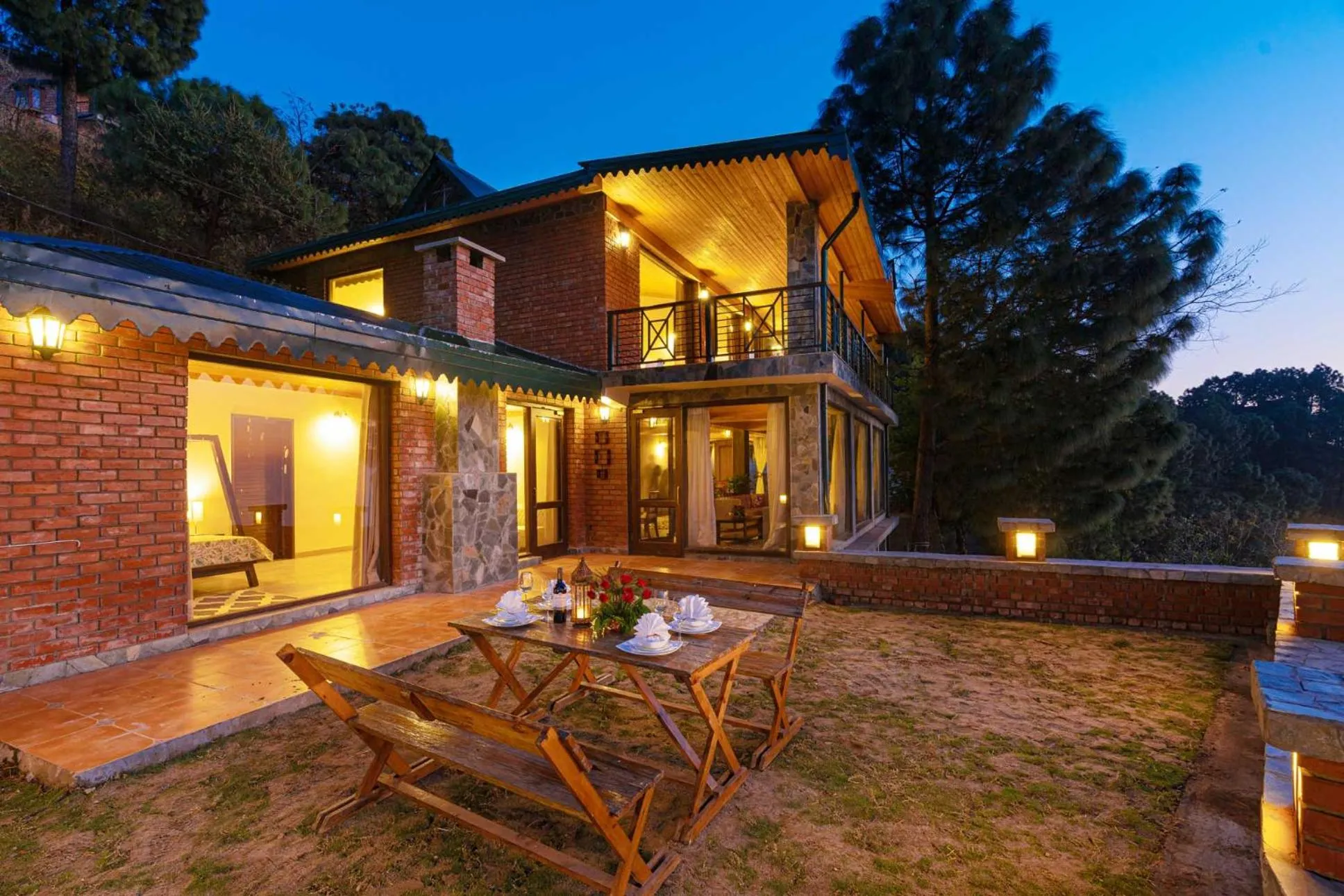 Three-Bedroom Villa in StayVista at The Winter Line with Complimentary Breakfast