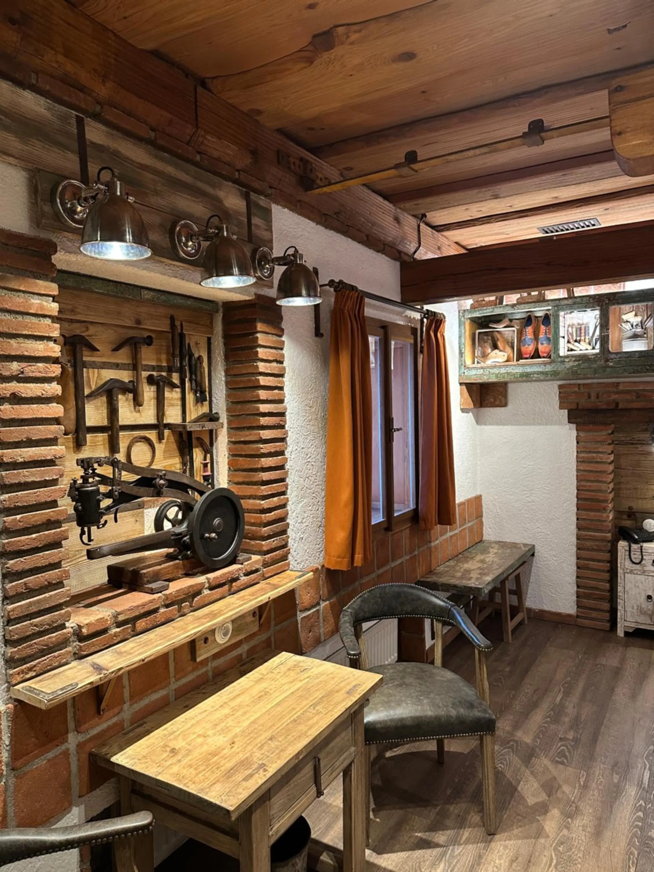 Romantik Hotel U Raka