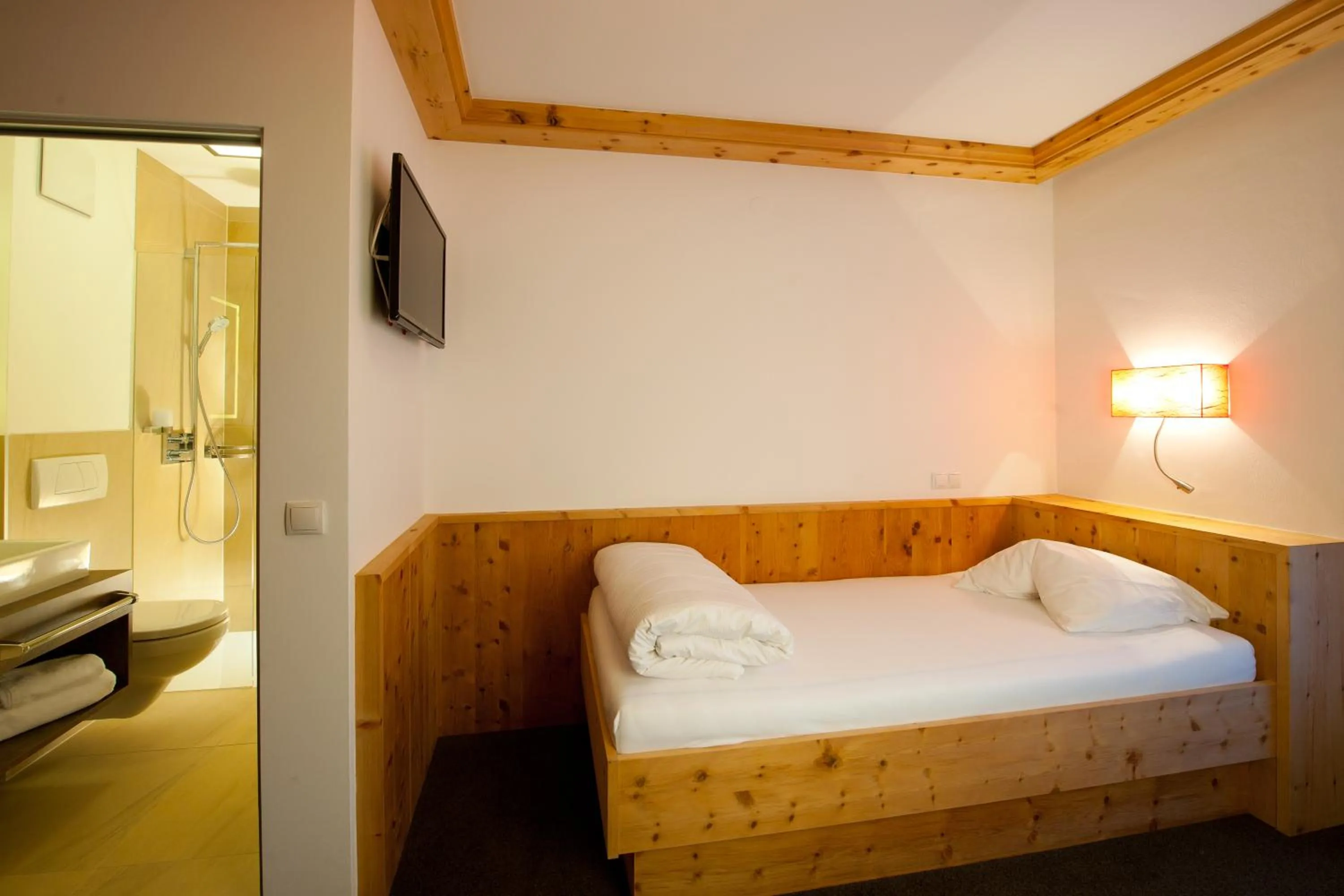 Decorative detail, Bed in Hotel Bierwirt