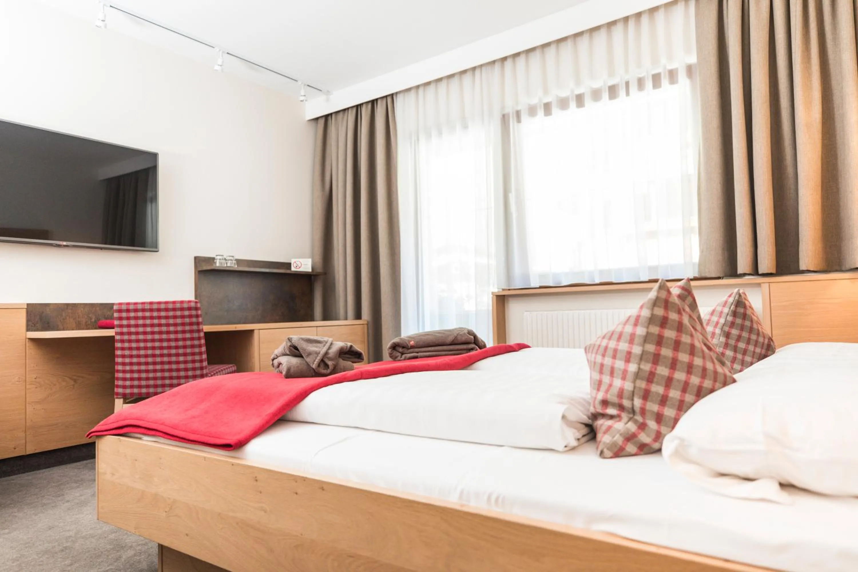 Photo of the whole room, Bed in Hotel Eden