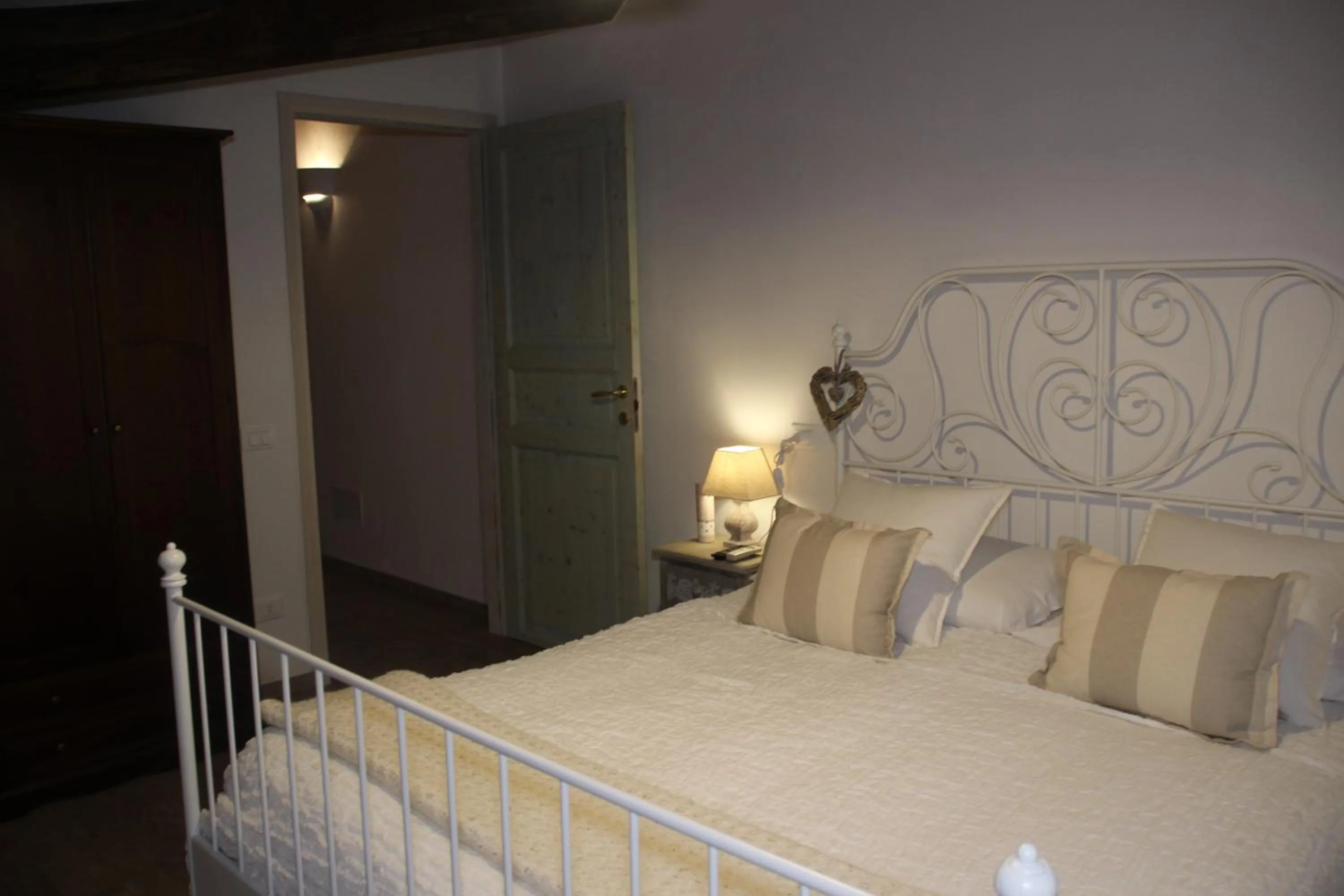 Bedroom in Maison del Borgo