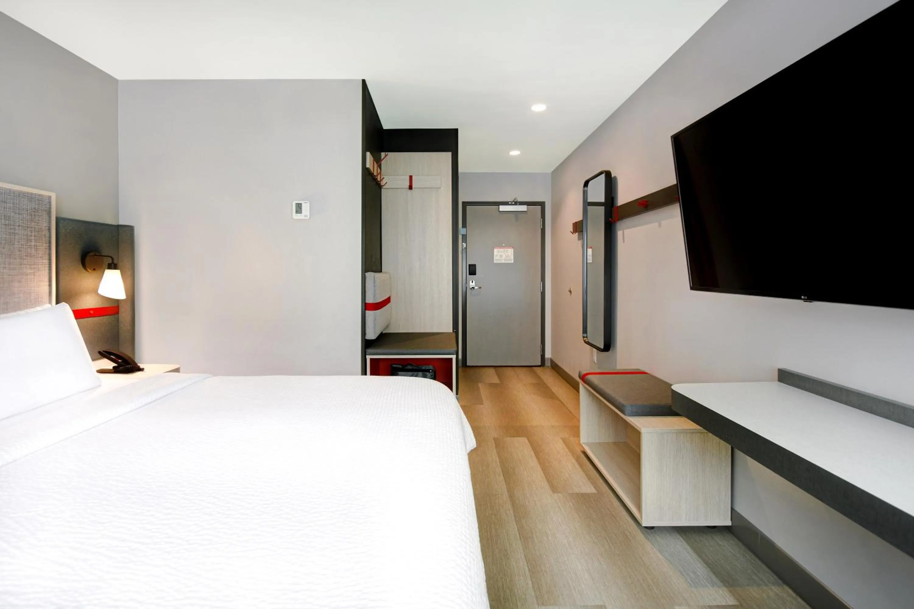 Bedroom, Bed in avid Hotel Fort Mill - Carowinds Blvd by IHG