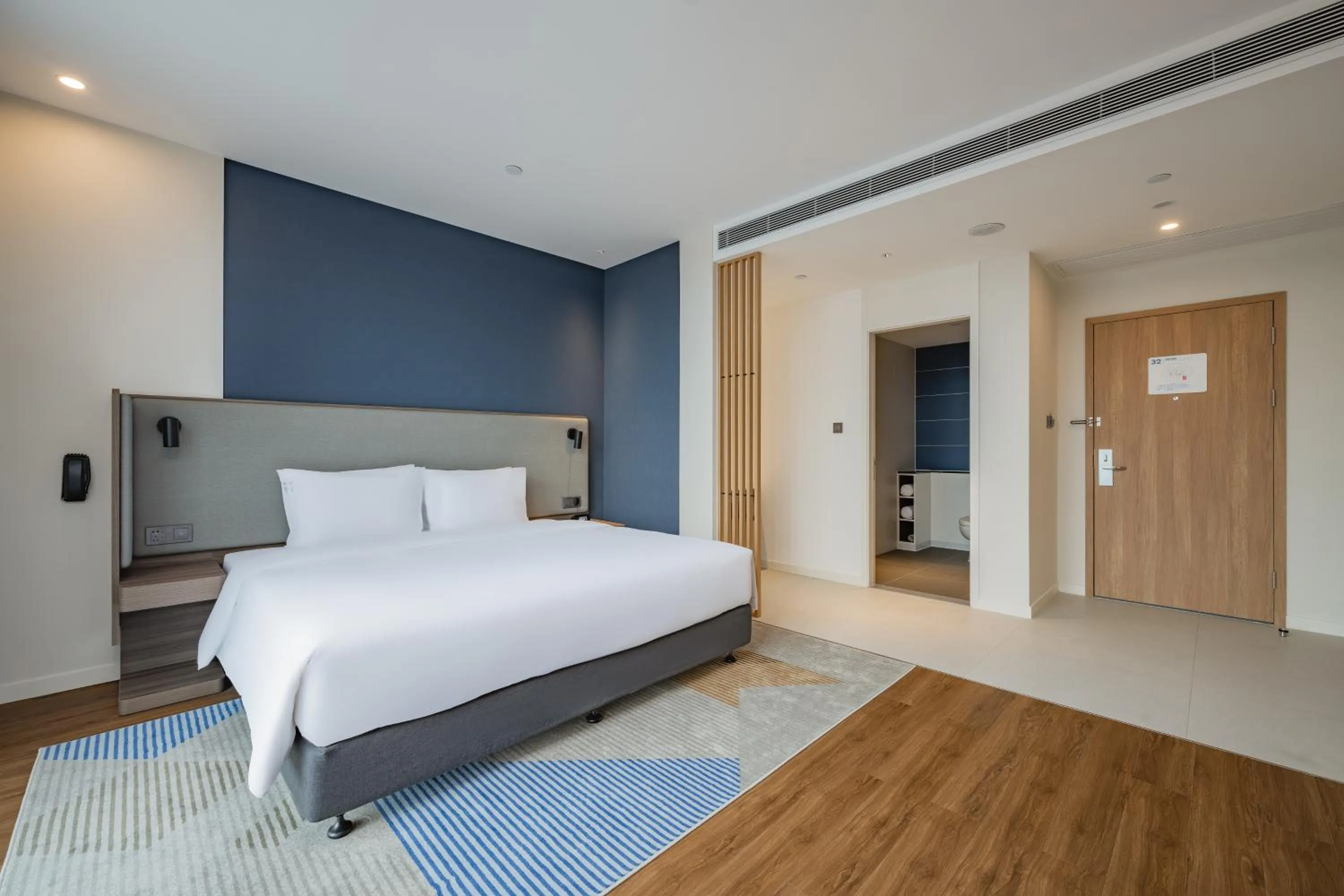 Bed in Holiday Inn Express Nanning Jiangnan by IHG