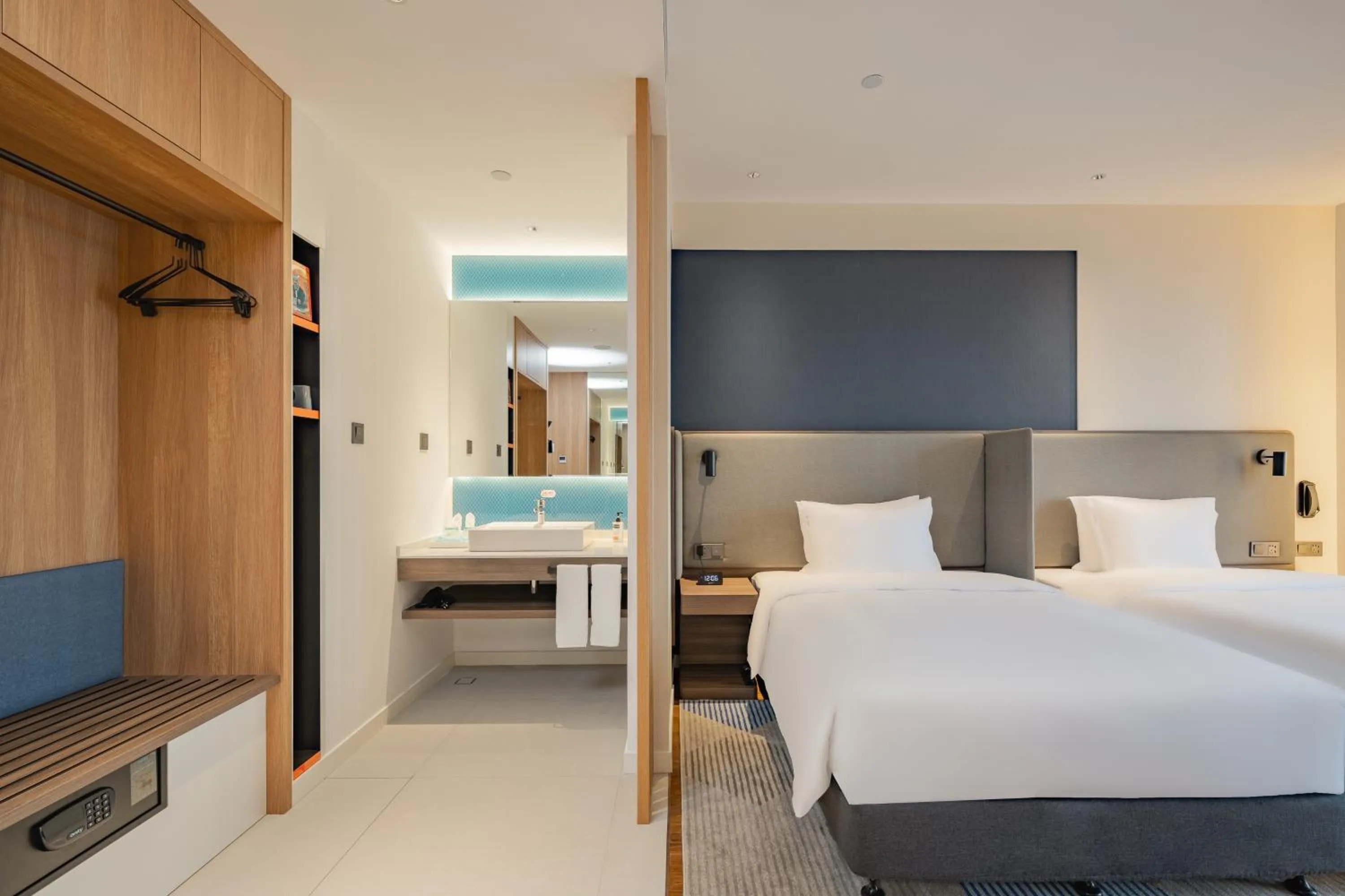 Bed in Holiday Inn Express Nanning Jiangnan by IHG