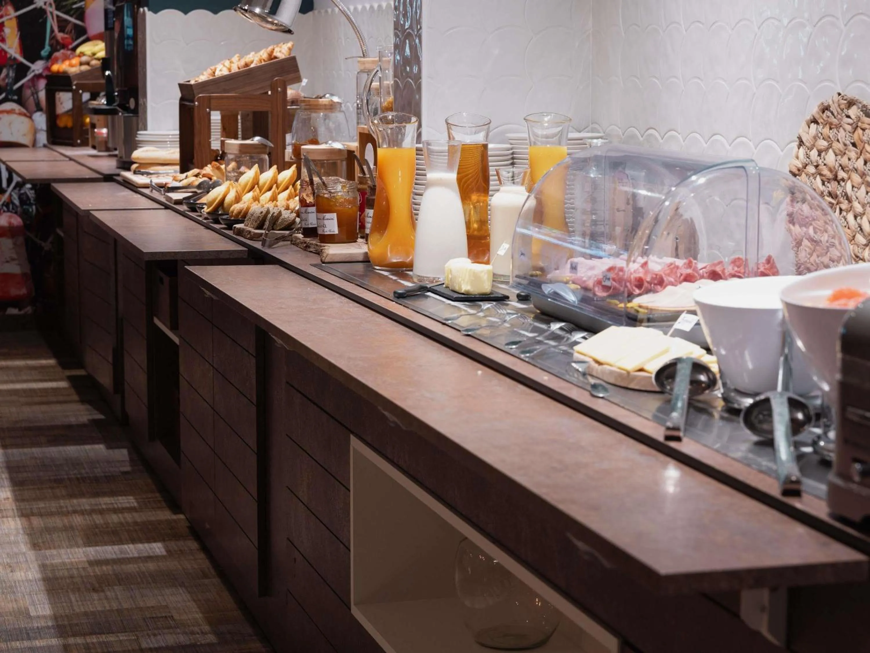 Breakfast in ibis Styles Thonon-les-Bains