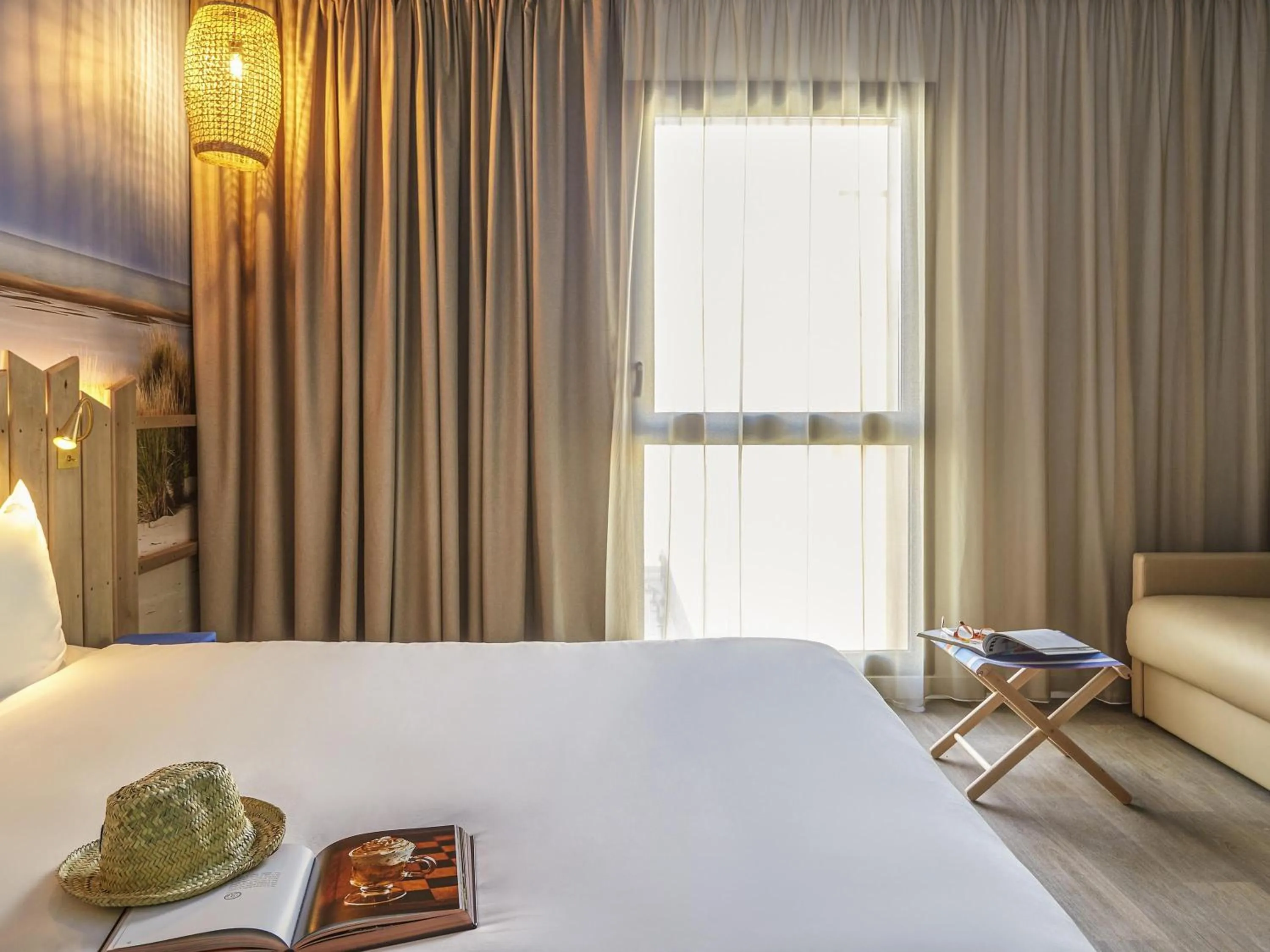 Bedroom, Bed in Ibis Styles Montpellier Aéroport Parc Des Expos