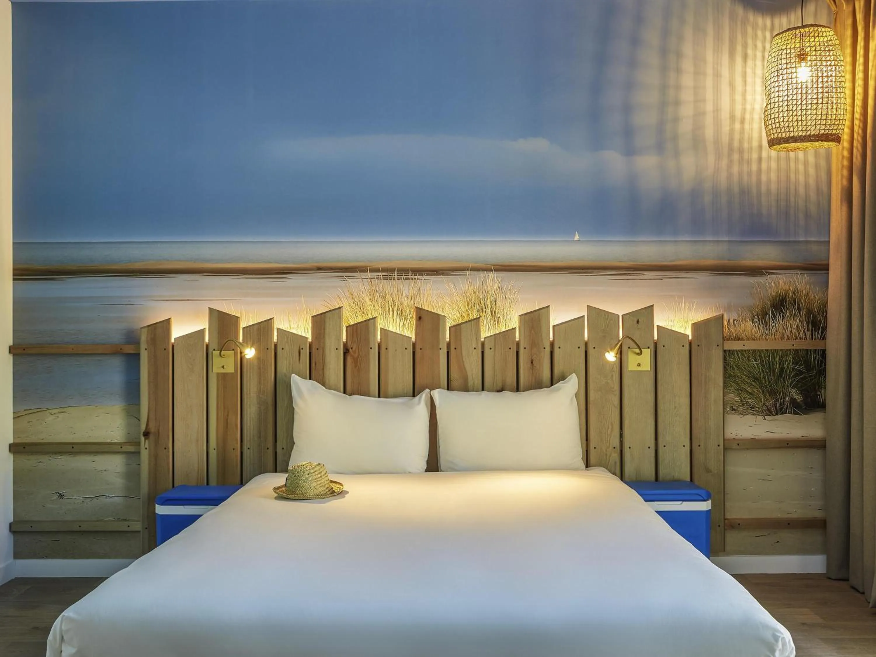 Bedroom, Bed in Ibis Styles Montpellier Aéroport Parc Des Expos