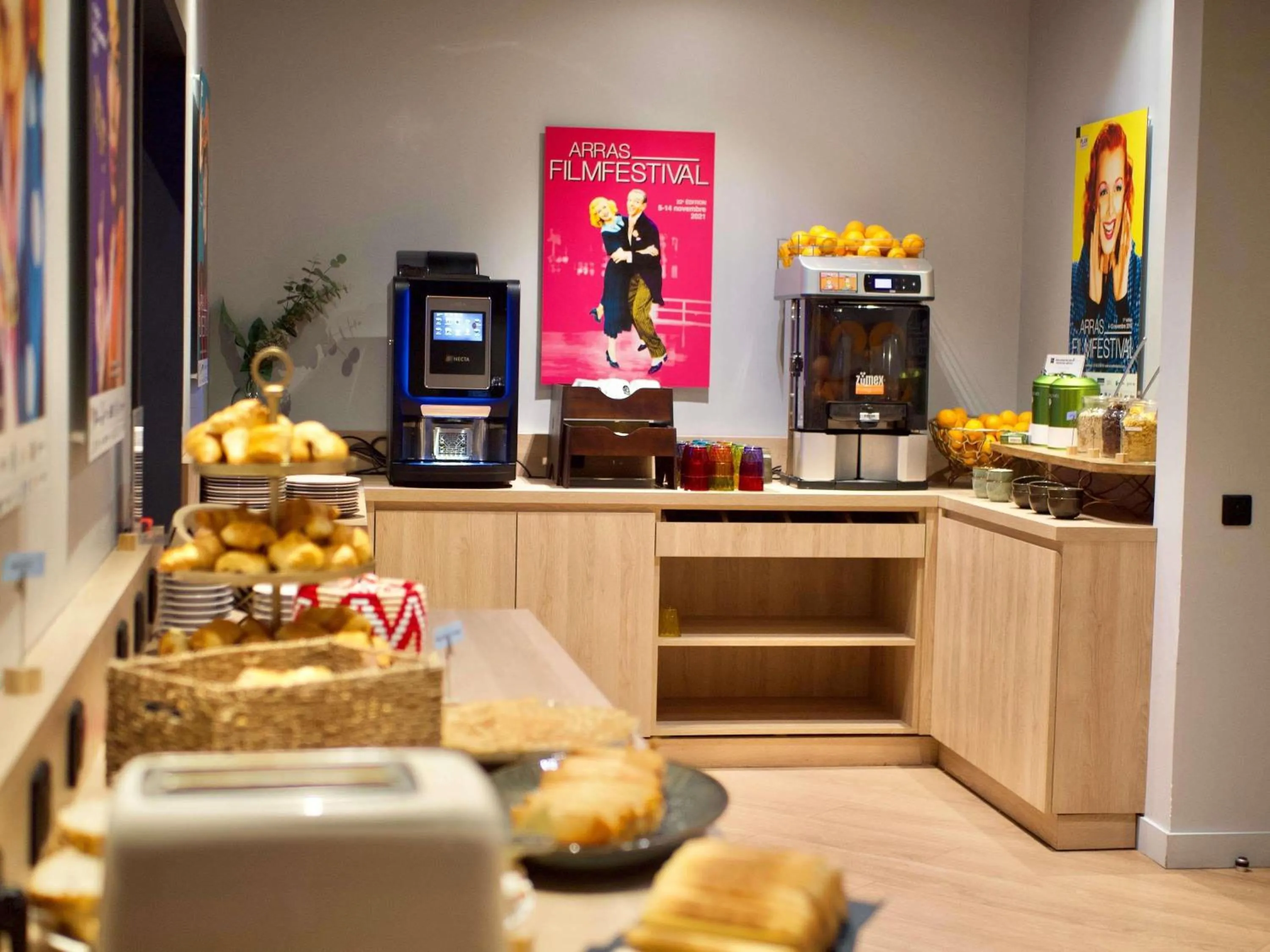 Breakfast in ibis Styles Arras Centre