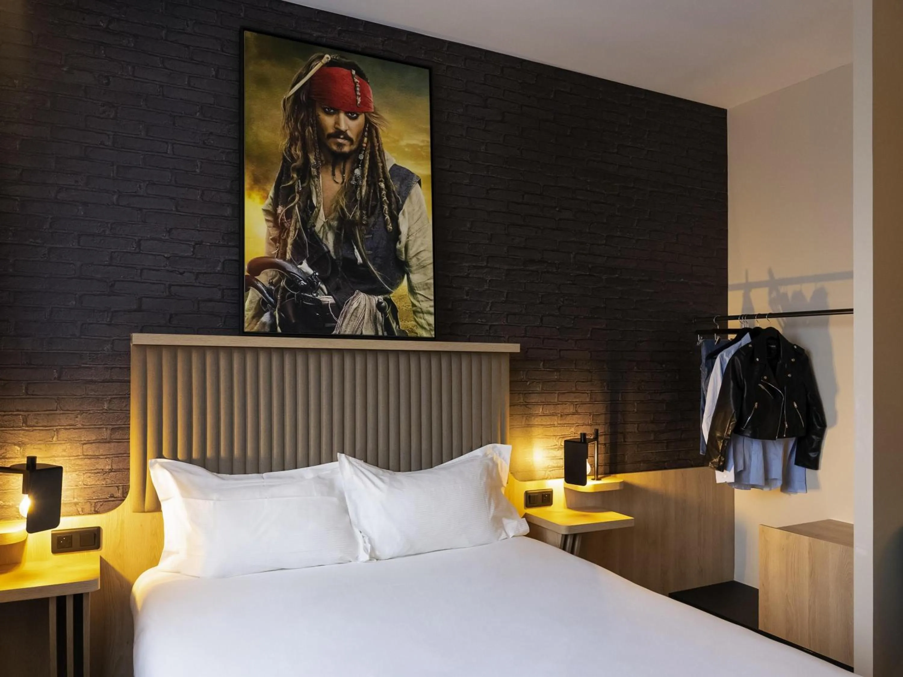 Bedroom, Bed in ibis Styles Arras Centre