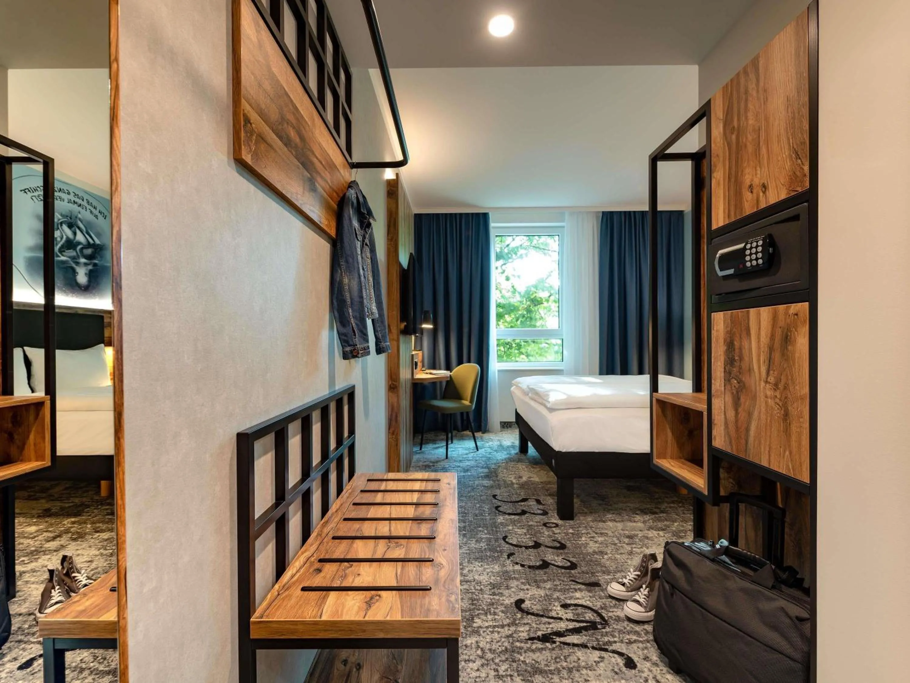 Bedroom, Bed in ibis Styles Hamburg Barmbek