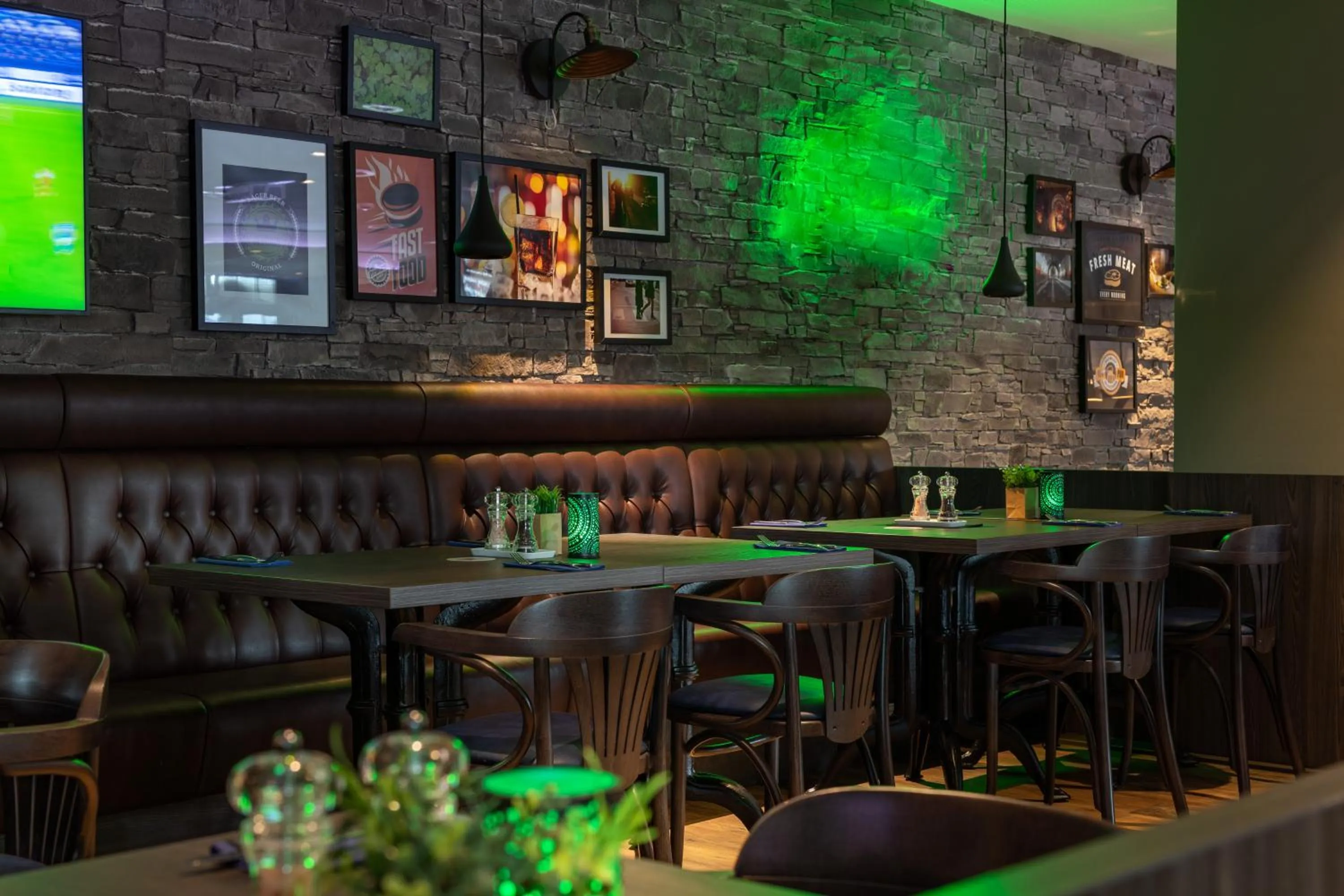 Restaurant/places to eat in ibis Styles Hamburg Barmbek