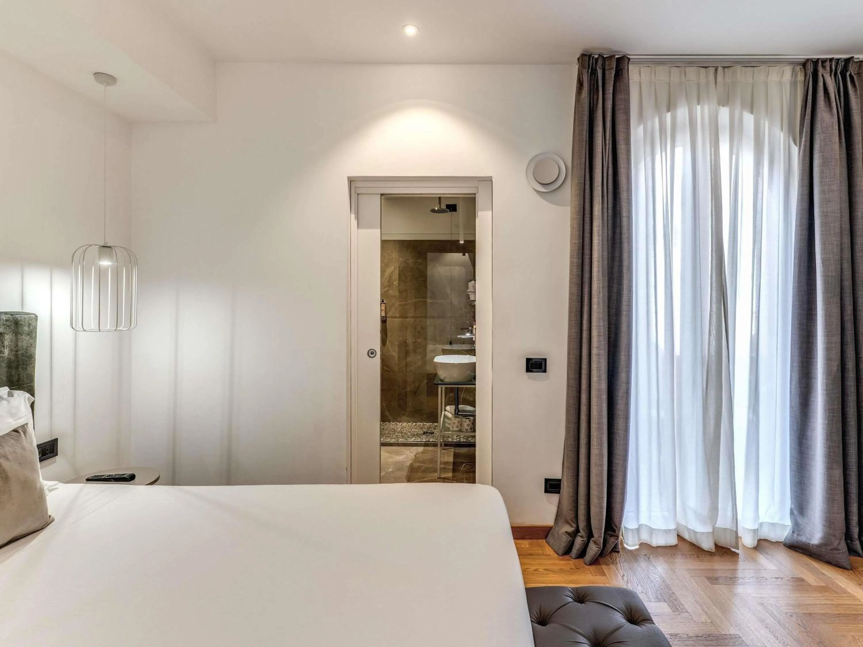 Bedroom, Bed in Mercure Roma Centro Termini