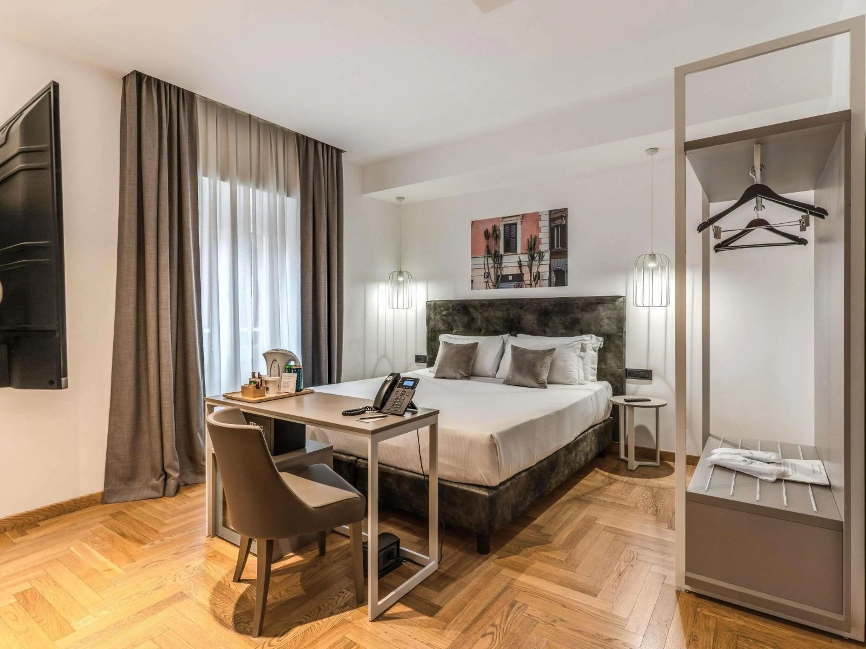 Bedroom, Bed in Mercure Roma Centro Termini