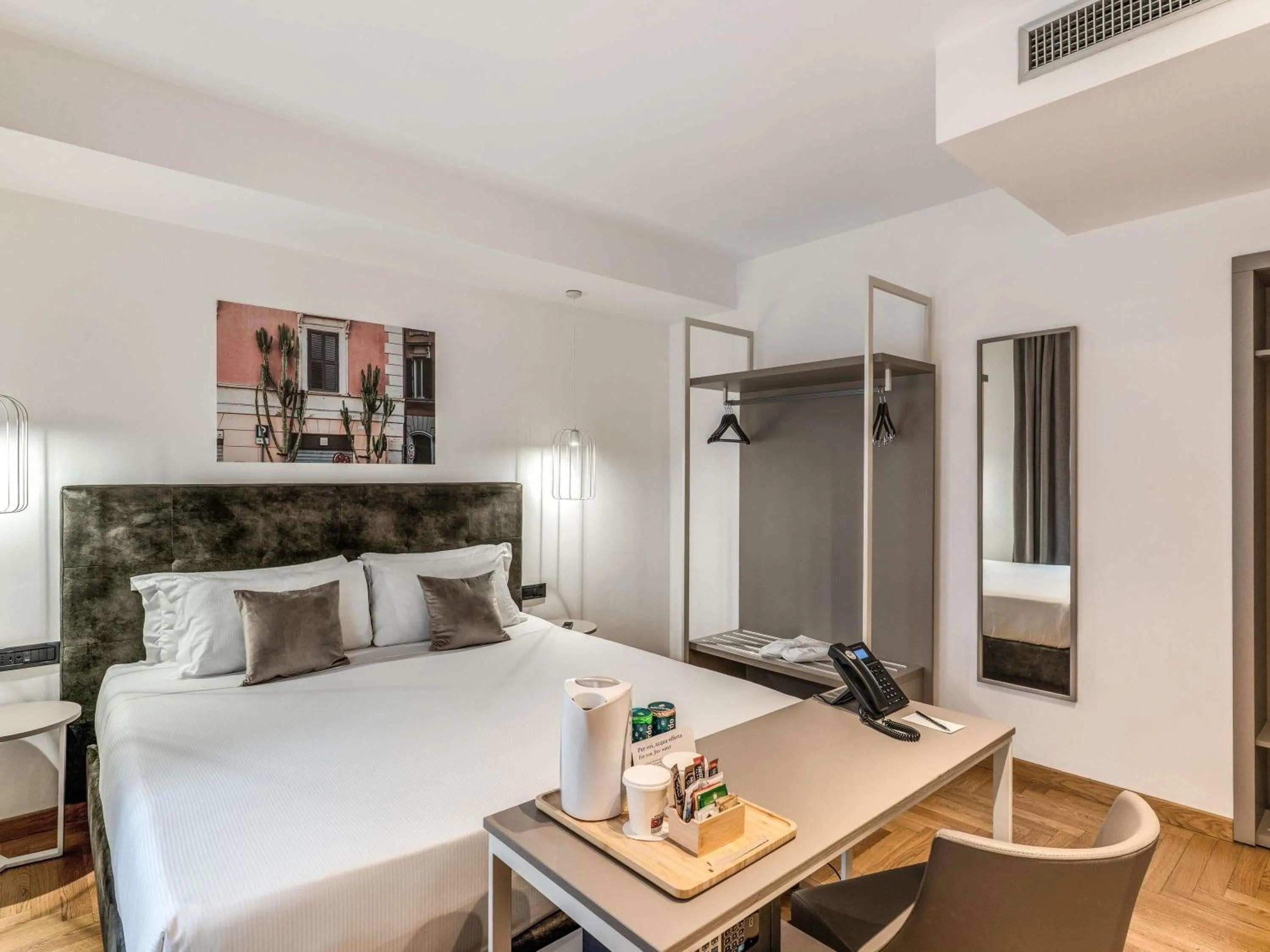 Bedroom, Bed in Mercure Roma Centro Termini